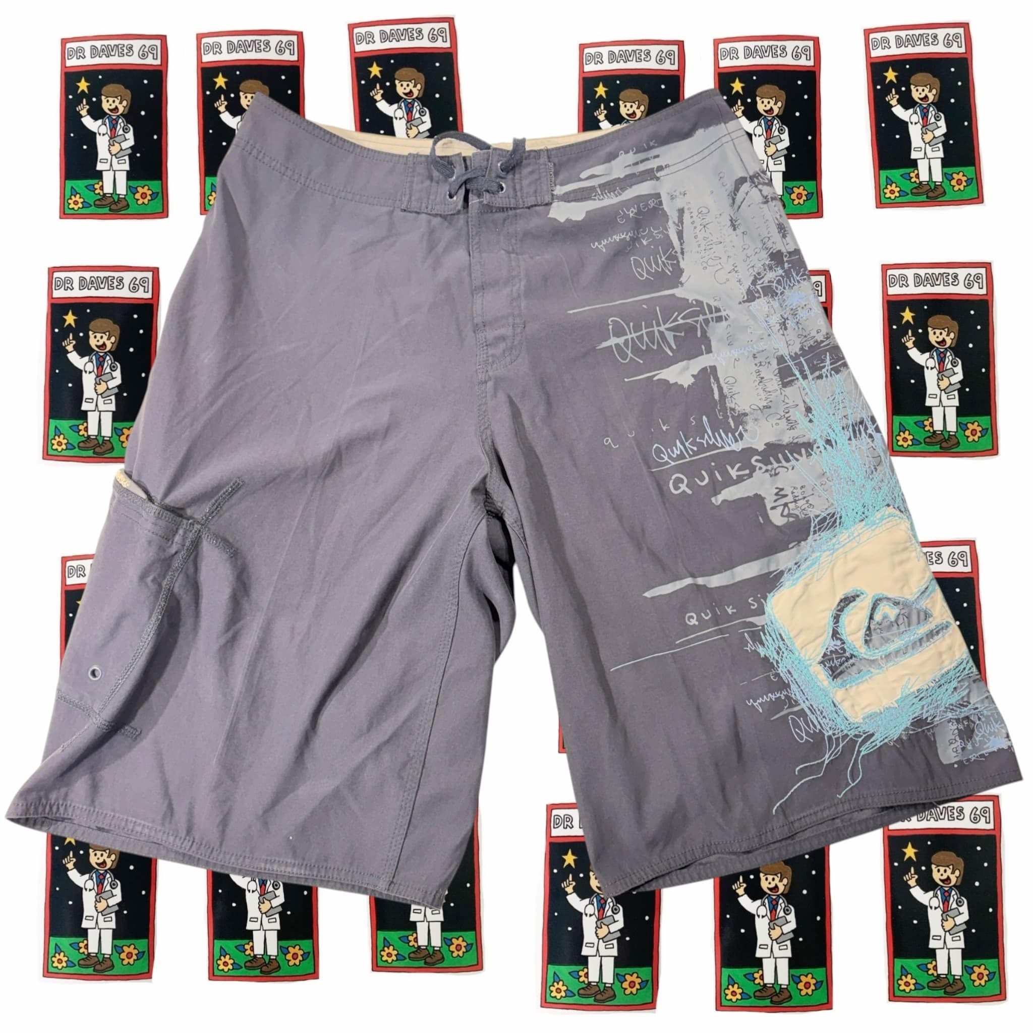 Y2k Quiksilver Men's Boardshorts Size 32 — photo 1 of 5