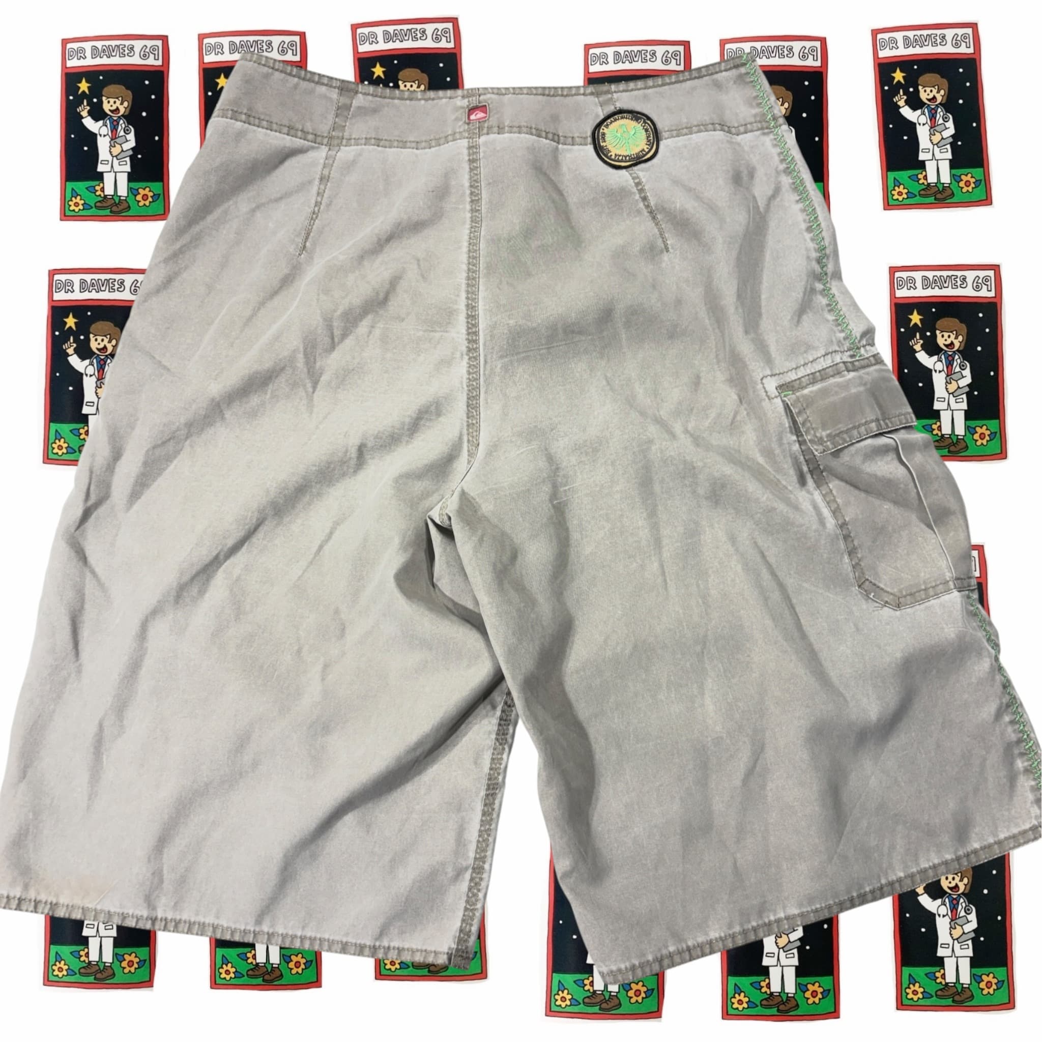 Y2K Quiksilver Men's Boardshorts Size 32 — photo 3 of 6