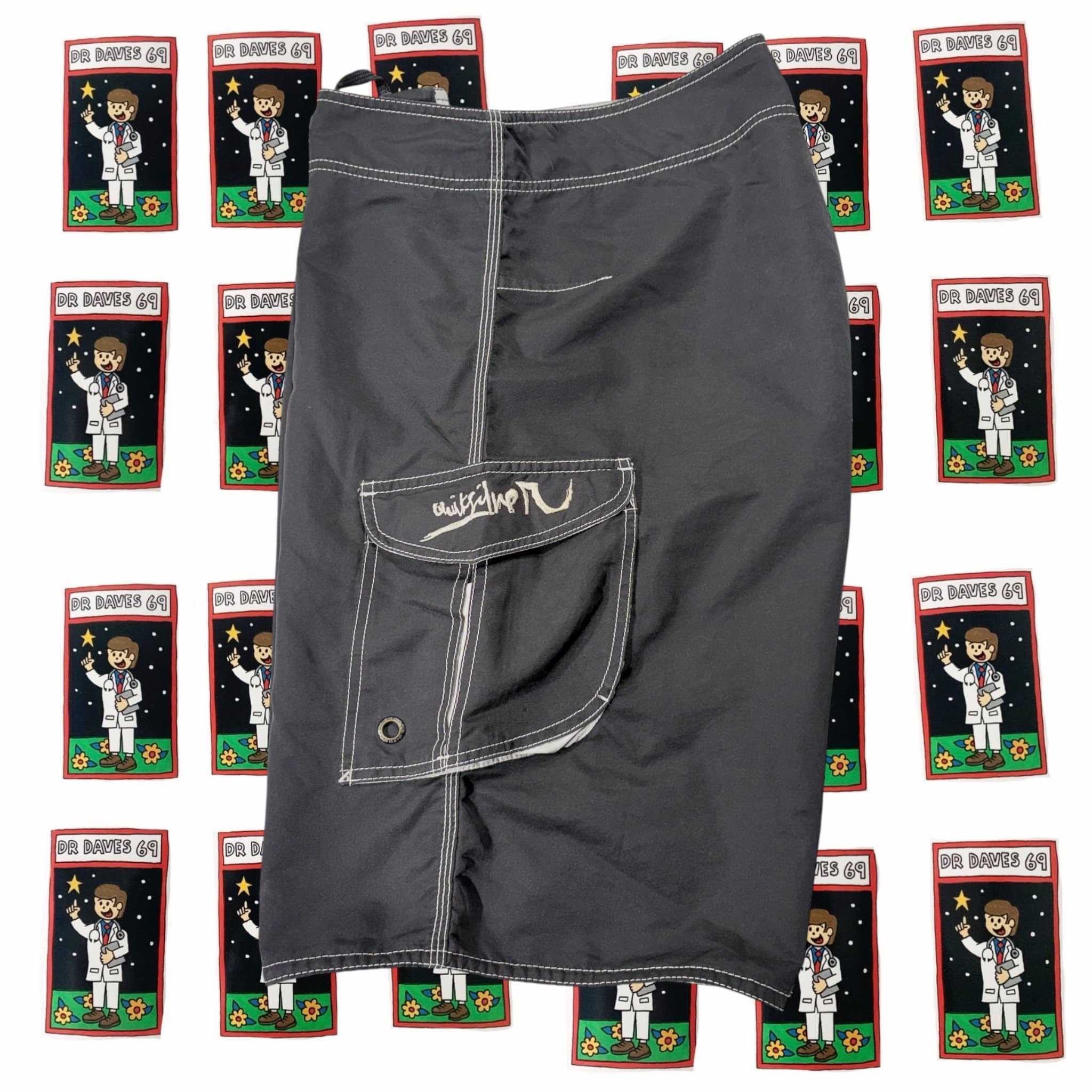 Y2k Quiksilver Men's Boardshorts Size 32-34 — photo 3 of 6