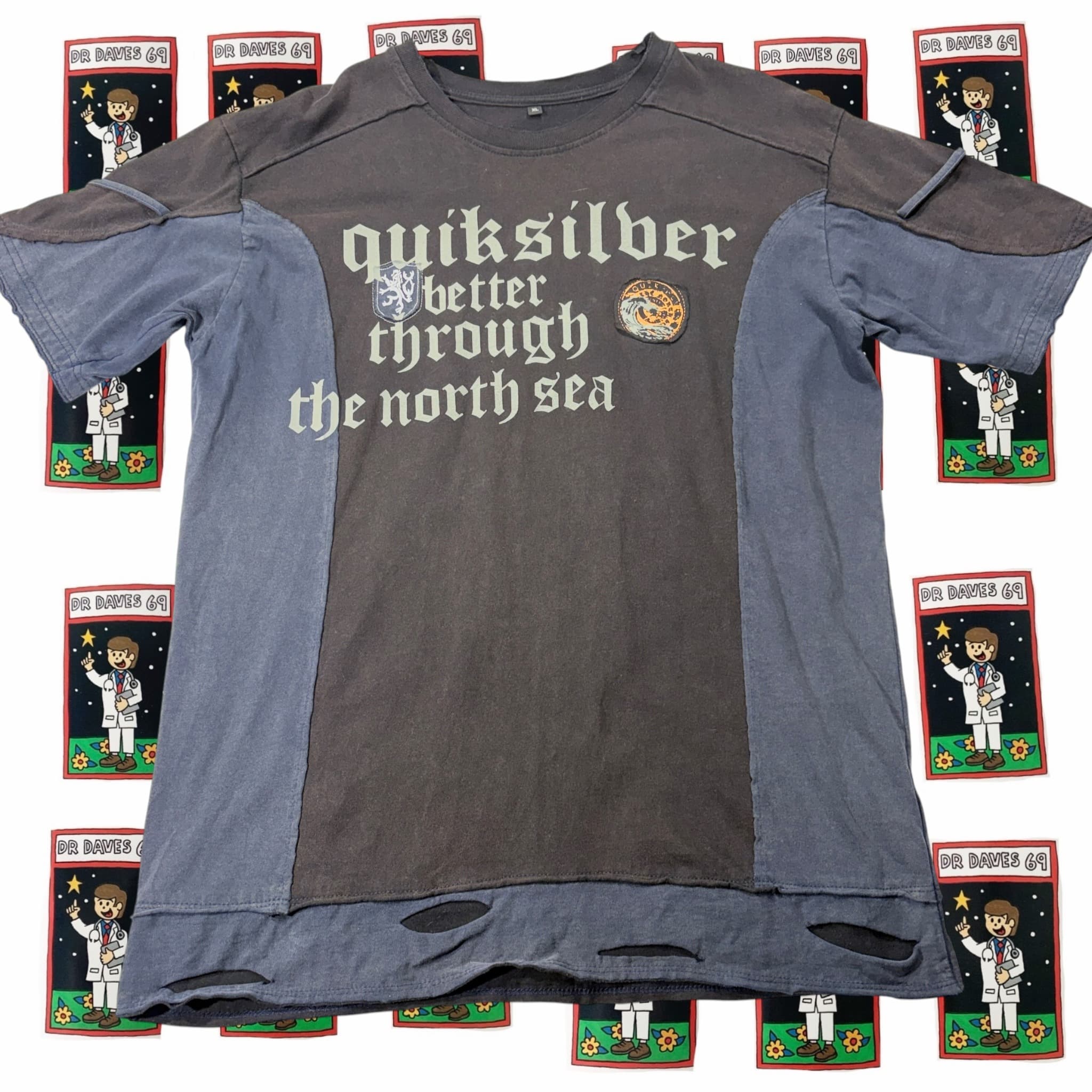 Y2K Quiksilver T-Shirt Size XL — photo 1 of 5
