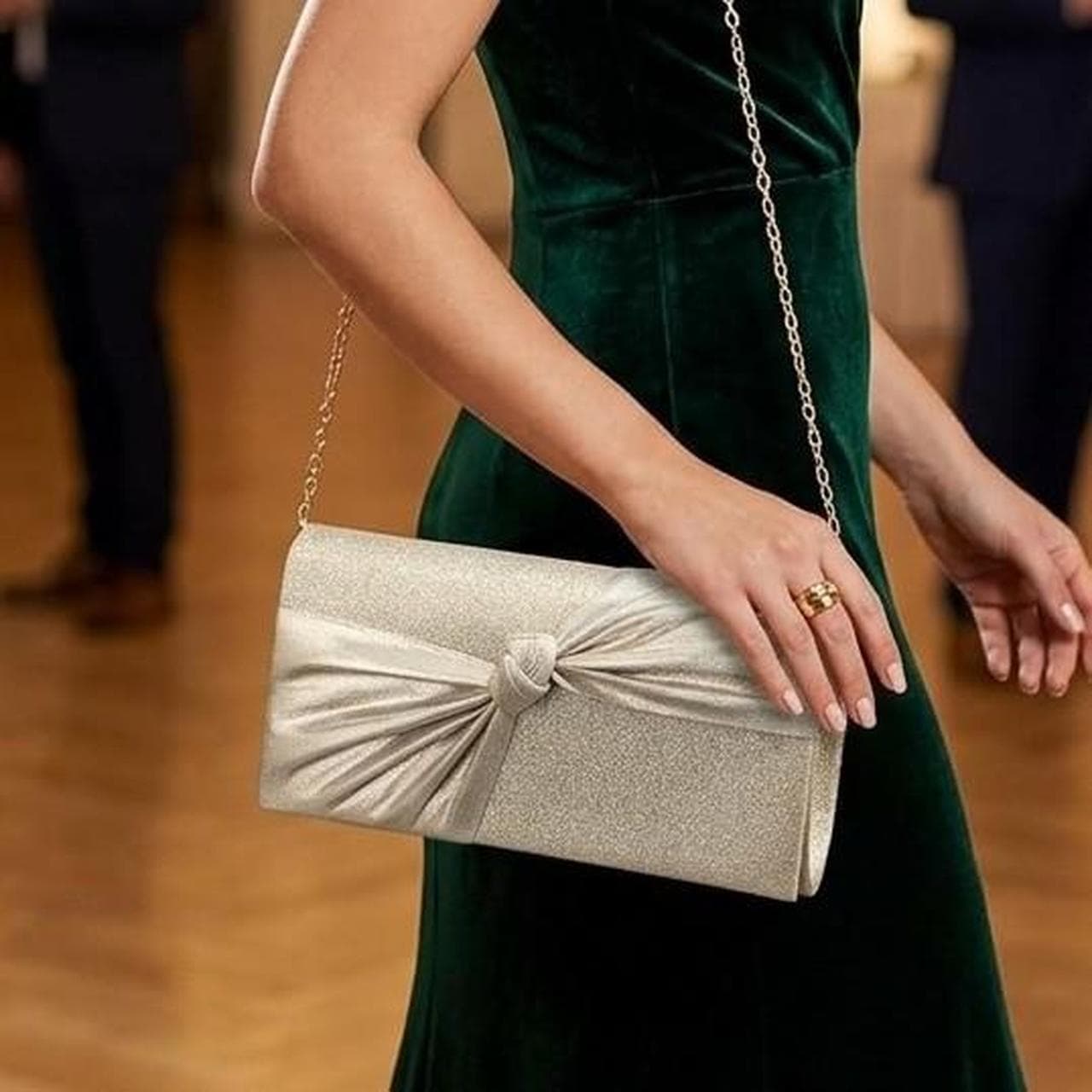 Gold Metal Chain Shoulder Cross-Body Bag With Bow Design — photo 1 of 6