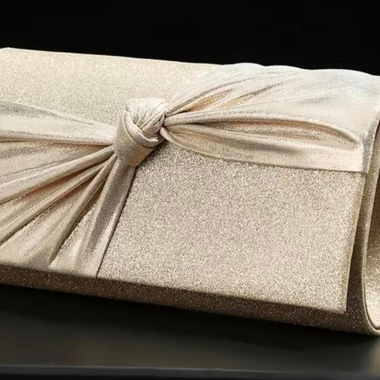 Gold Metal Chain Shoulder Cross-Body Bag With Bow Design — photo 3 of 6
