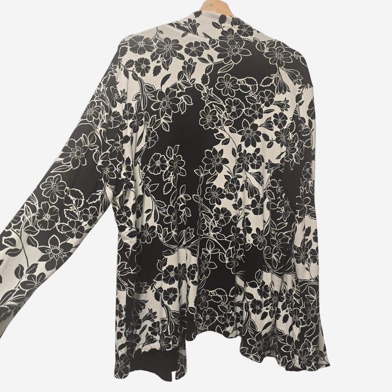 Millers Floral Design Cardigan Black β photo 4 of 7