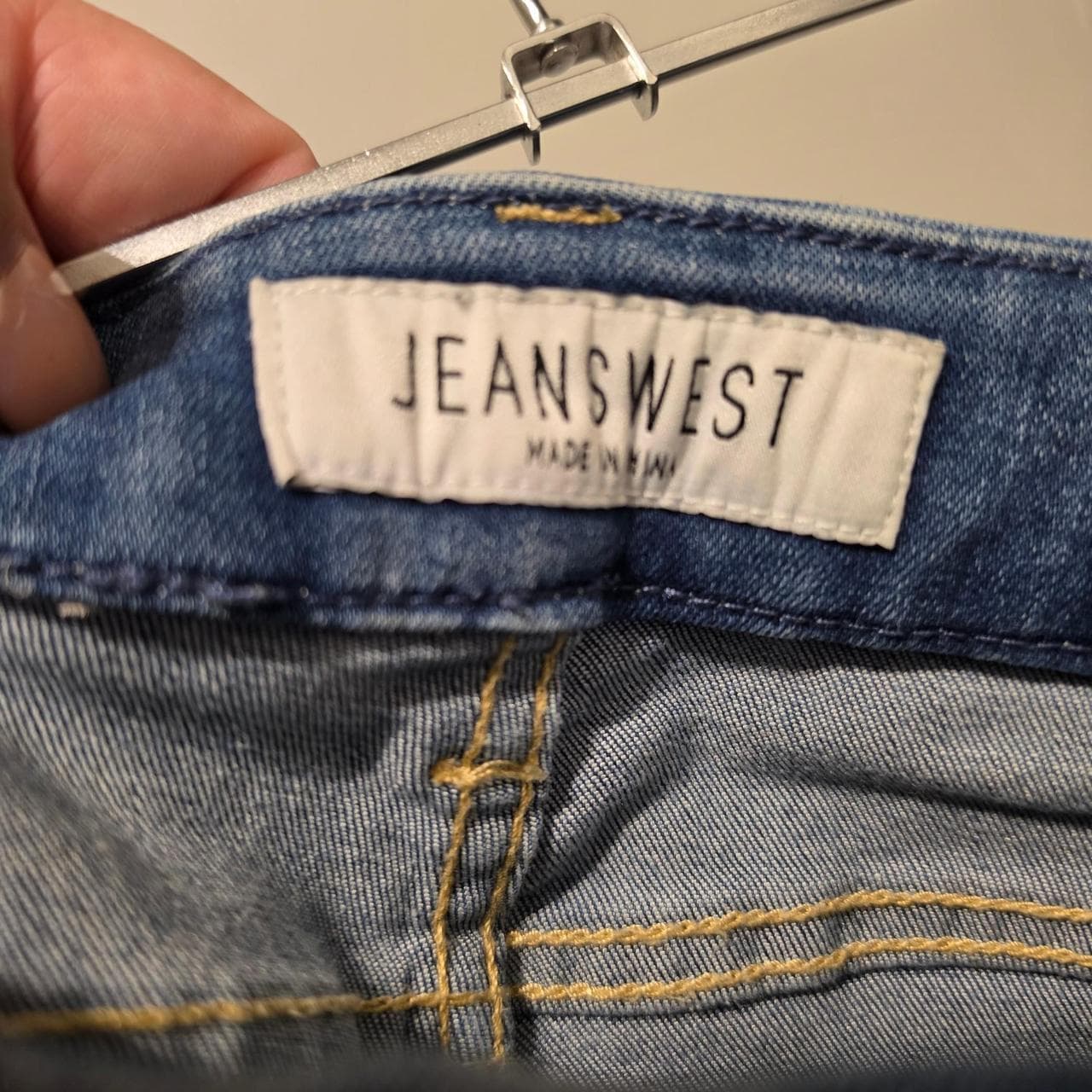Jeanswest Mid Waisted Skinny Capri Jeans Blue โ photo 6 of 7