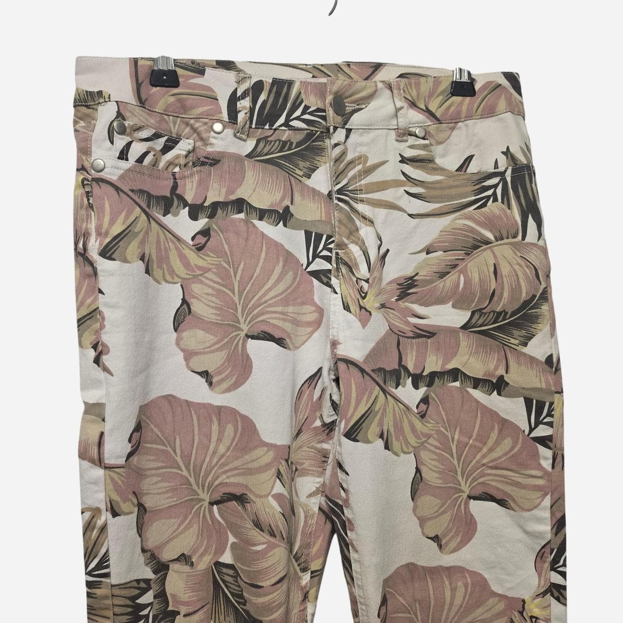 Urban Originals Pink Floral Print Pants — photo 4 of 7