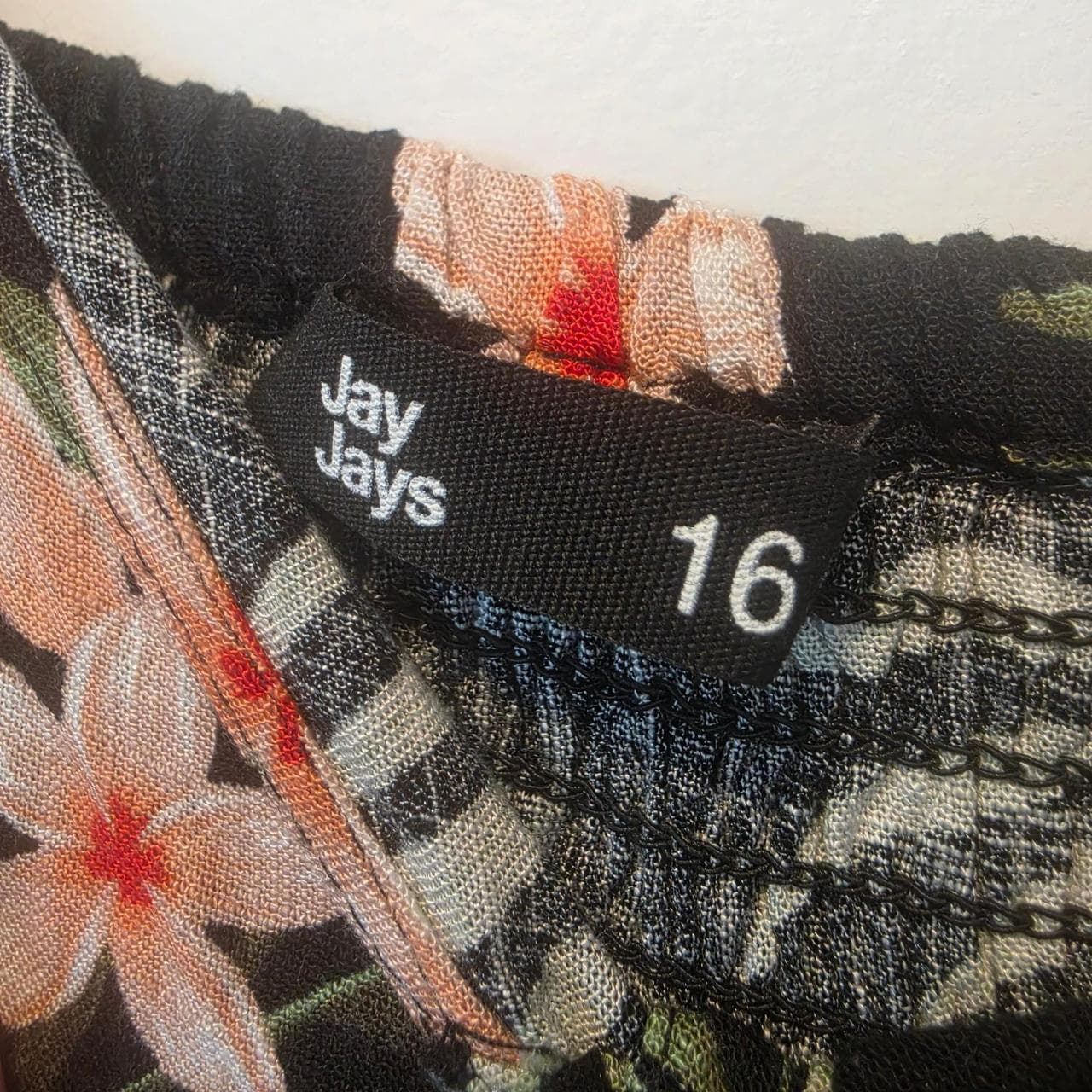 Jay Jays Black Floral Leafy Print Playsuit With Pockets β photo 4 of 5