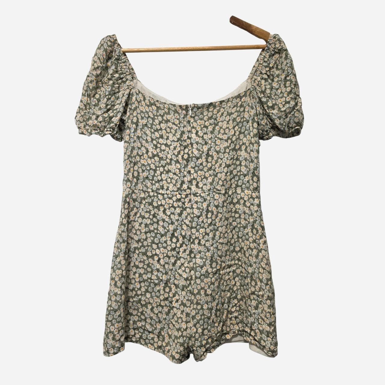 Beginning Boutique Womens Floral Playsuit โ photo 3 of 5