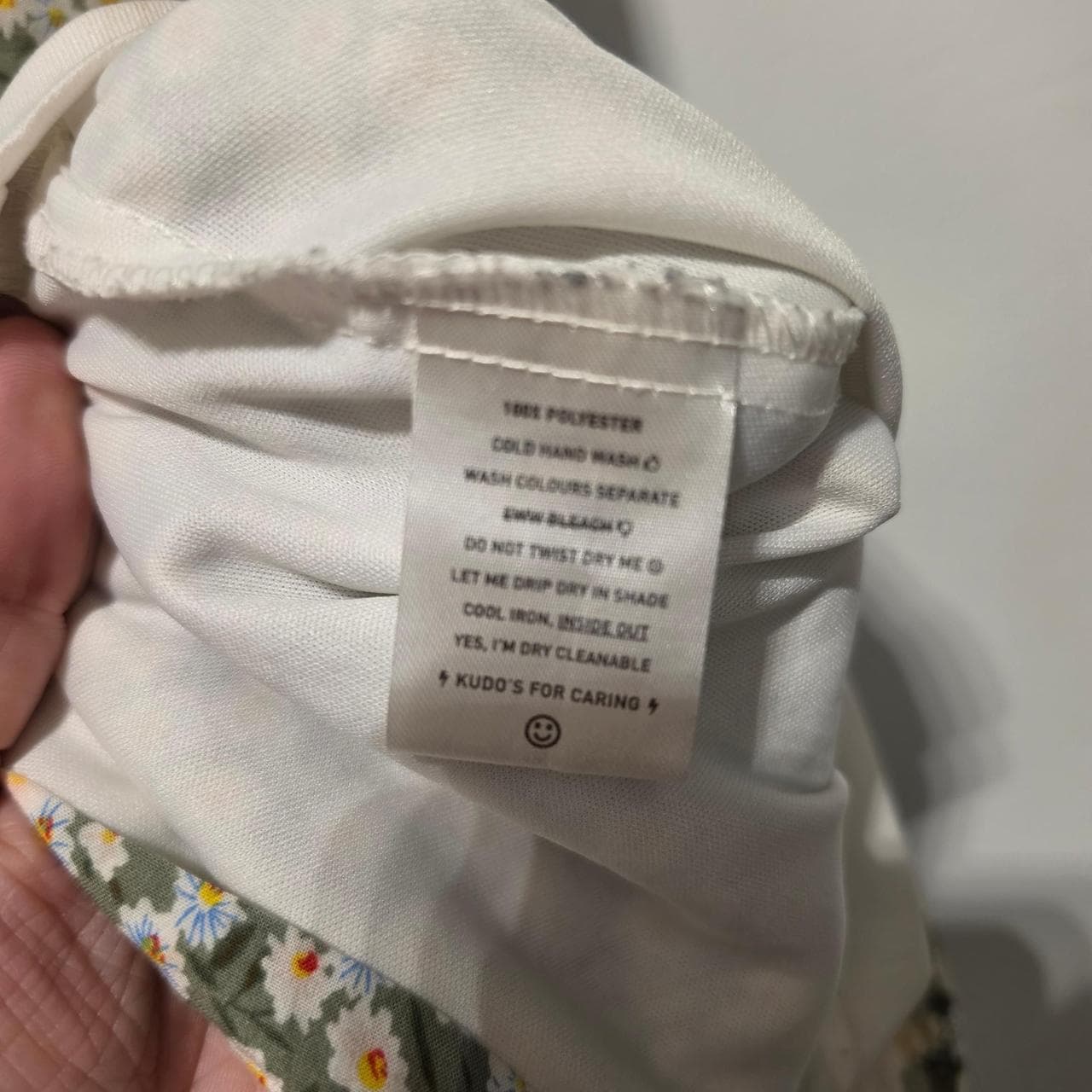Beginning Boutique Womens Floral Playsuit โ photo 5 of 5