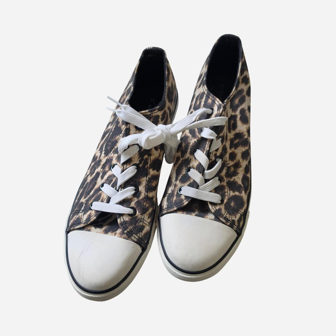 Brilliant Basics Leopard Print Canvas Lace Up Sneakers โ photo 4 of 7