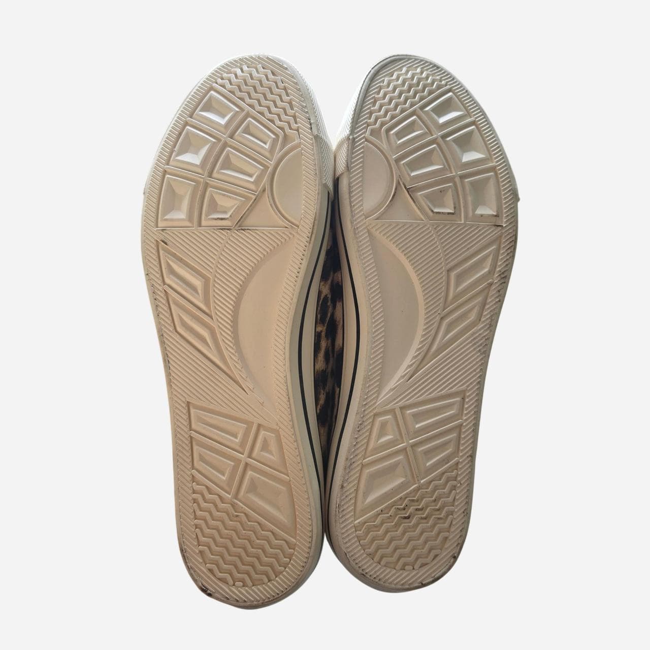 Brilliant Basics Leopard Print Canvas Lace Up Sneakers โ photo 7 of 7