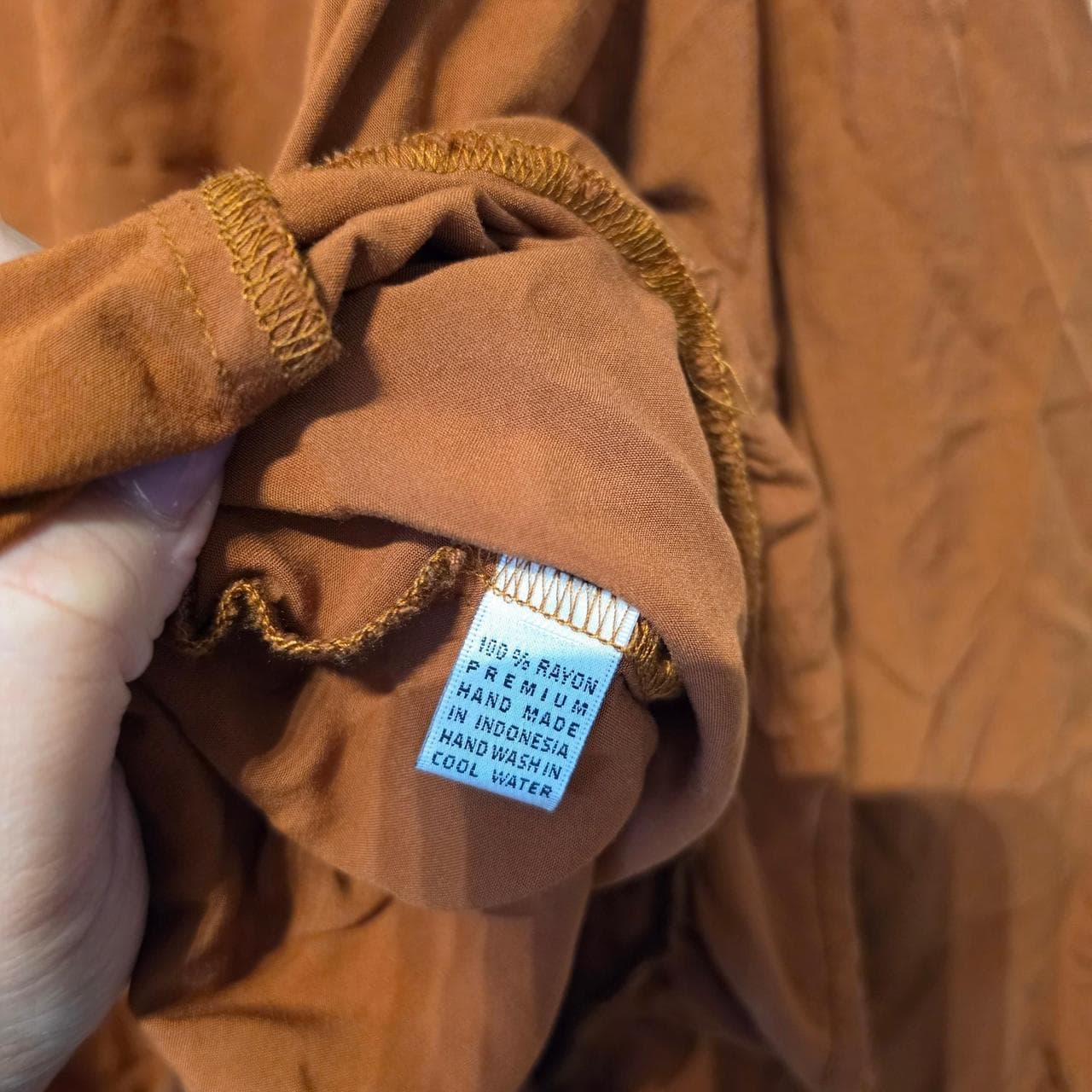 Bee Maddison Rust Orange Ruffle Sleeve Button Up Back Blouse โ photo 5 of 5