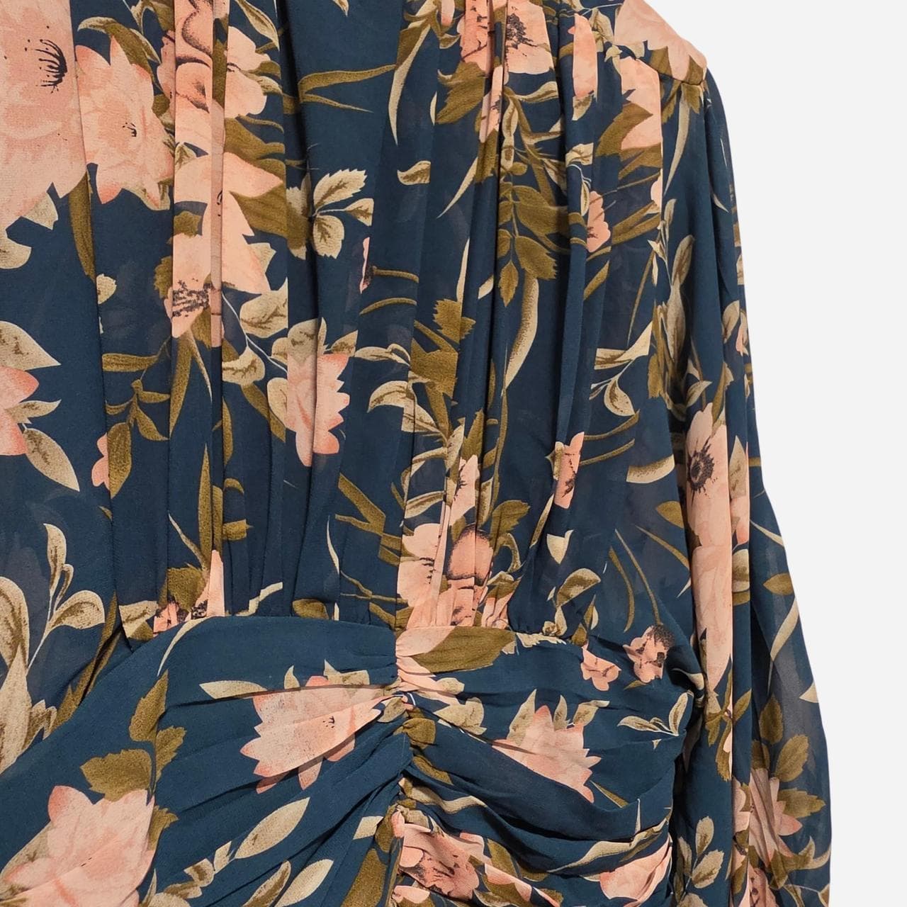 Esther & Co Deep Green Floral Long Sleeve Maxi Dress โ photo 3 of 8