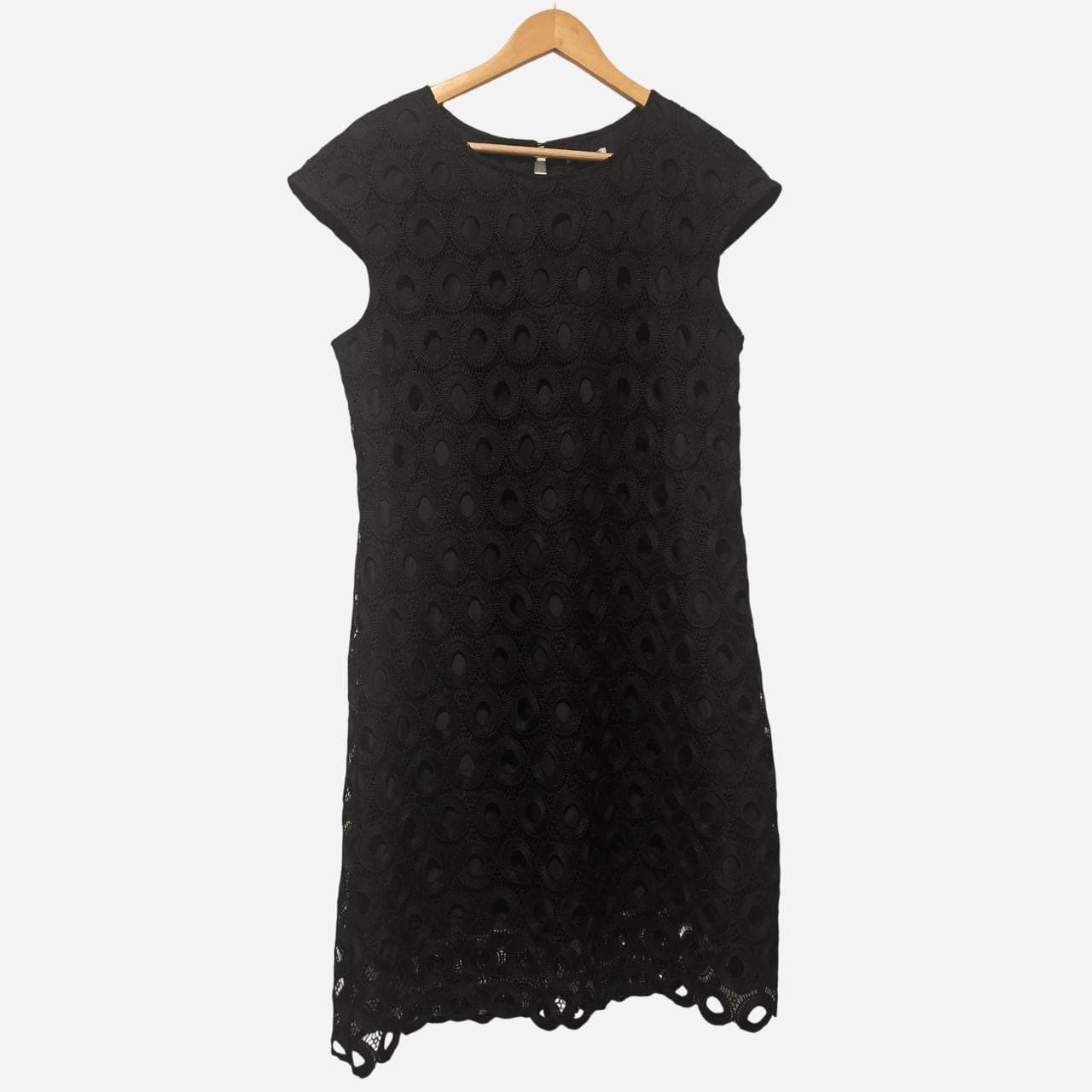 target black eyelet dress cap sleeves scalloped hem โ photo 2 of 6