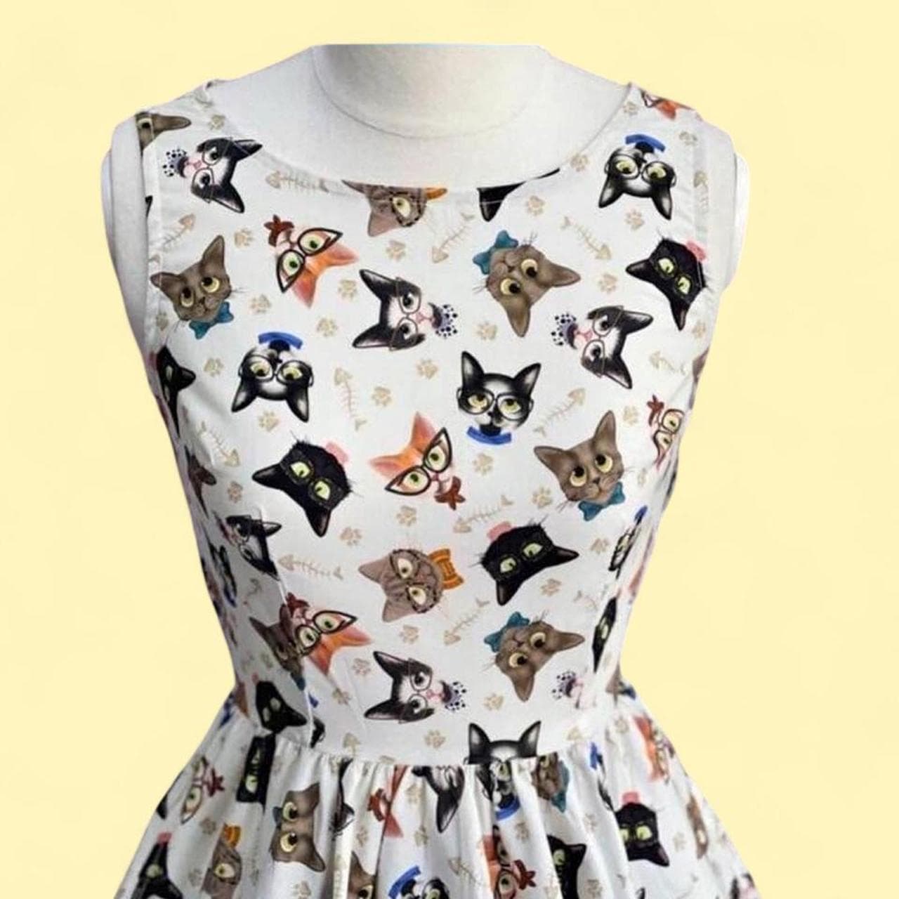 Vintage Style Fit And Flare Cat Print Dress — photo 3 of 6