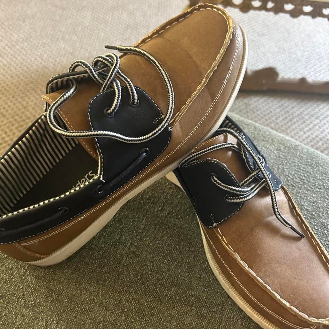 Traders Two-Tone Brown And Navy Classic Boat Shoes — photo 1 of 4