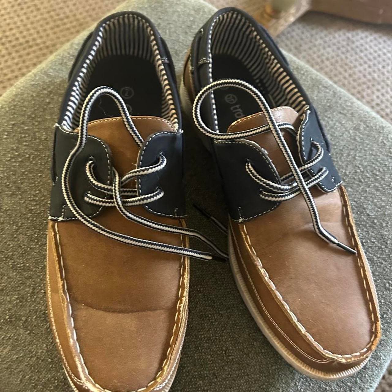 Traders Two-Tone Brown And Navy Classic Boat Shoes — photo 4 of 4