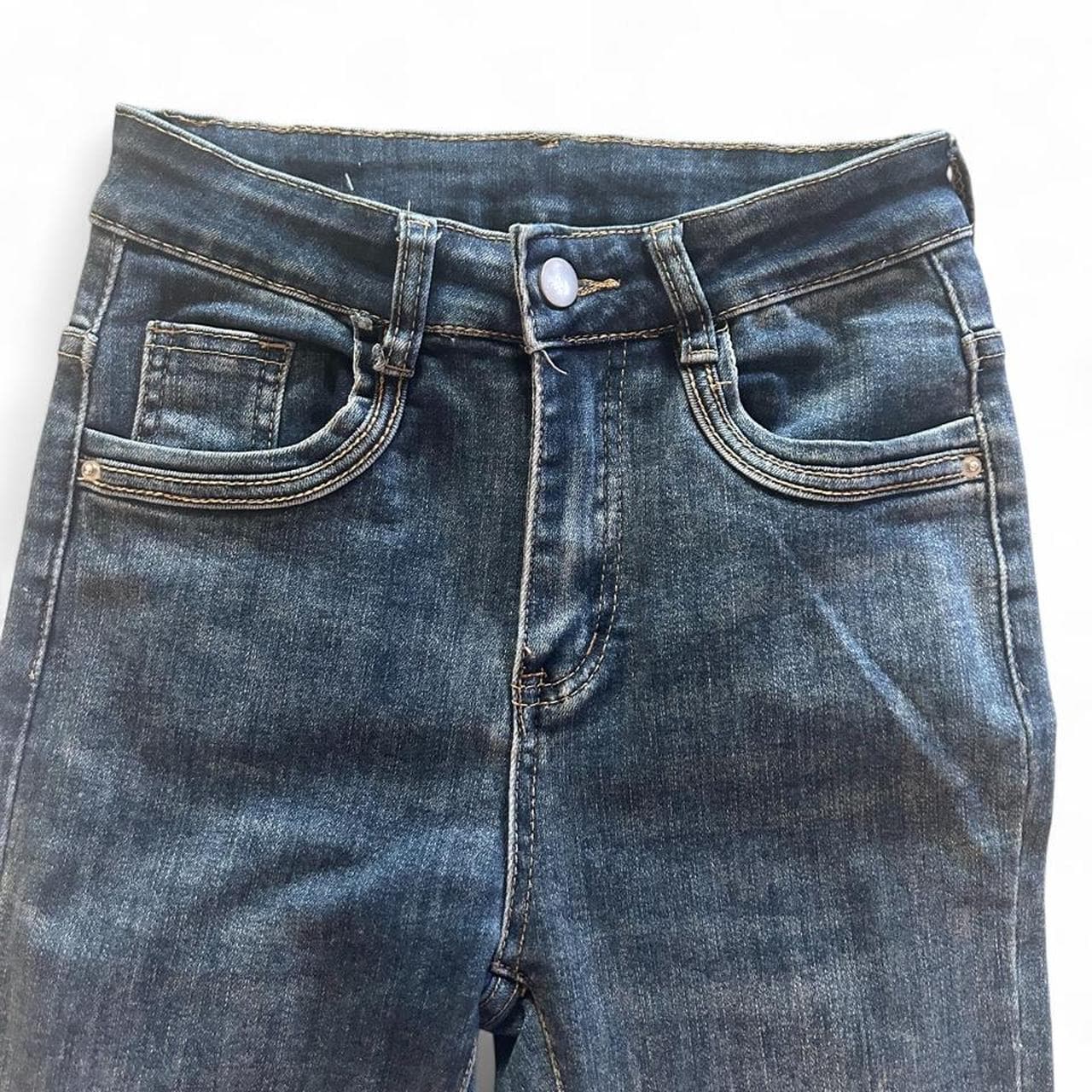 Women's Y2K Blue Denim Flare Jeans With Side Split Hems — photo 4 of 5