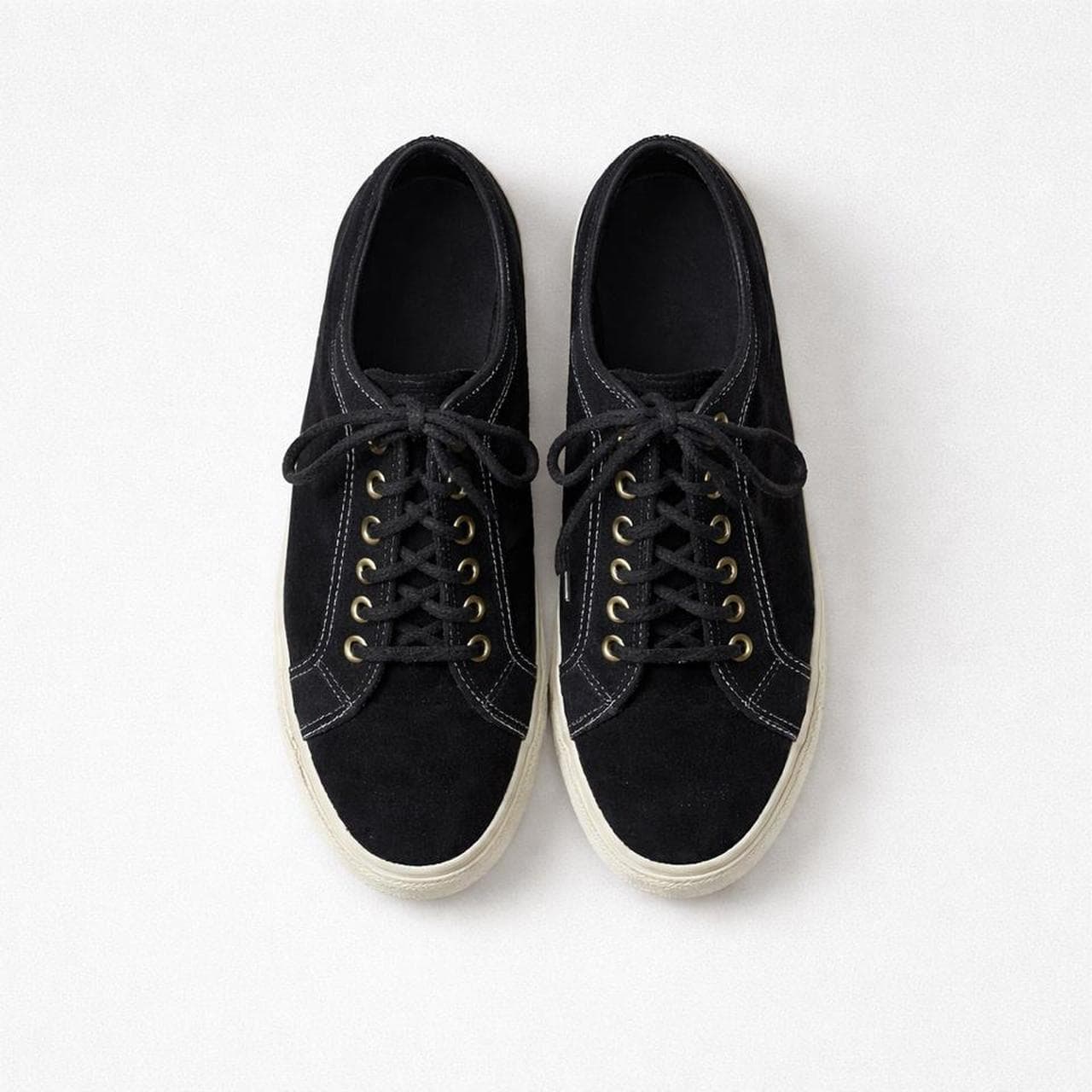 Country Road Black Suede Retro Lace Up Sneakers — photo 4 of 7