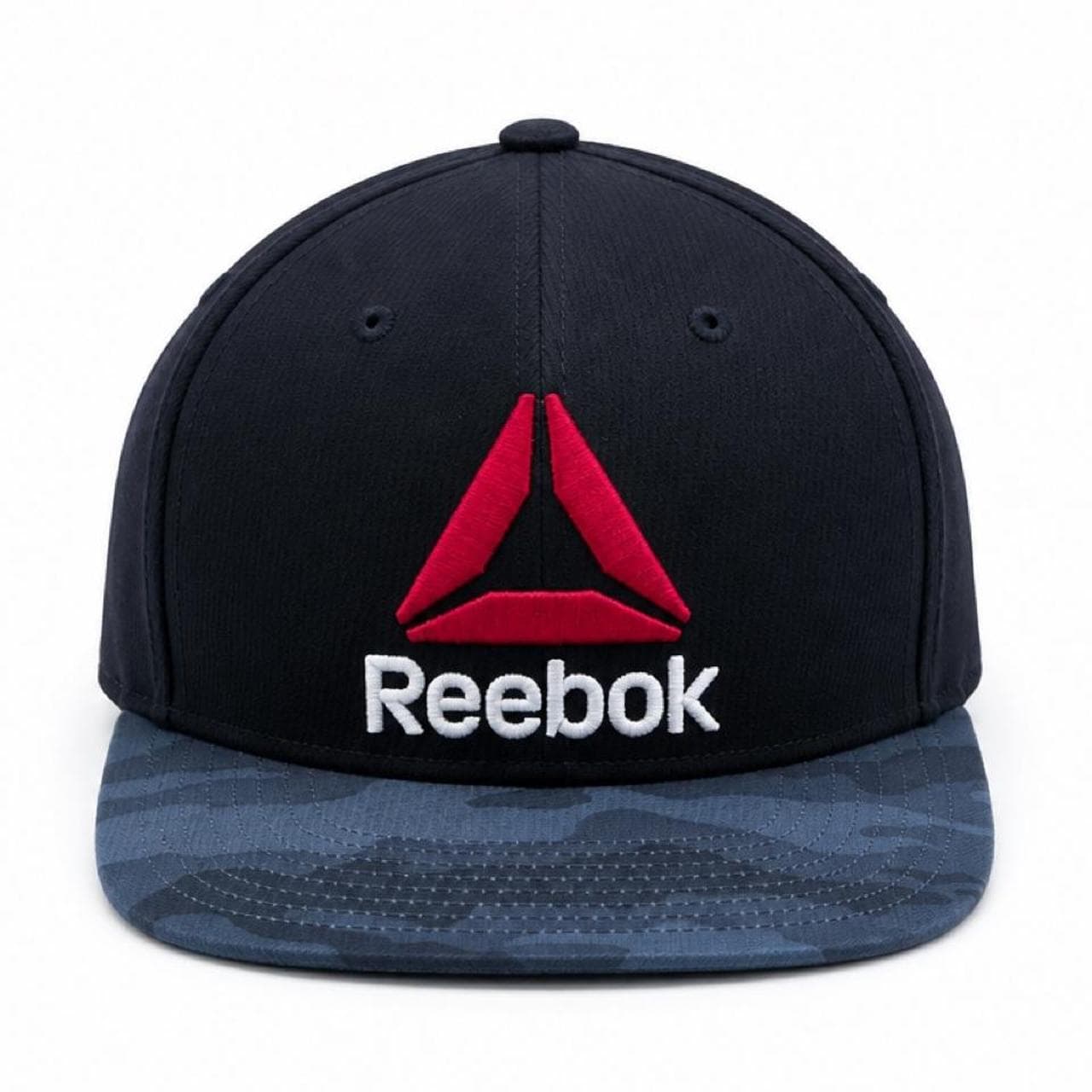 Reebok Unisex Baseball Cap In Black With Grey Camo Brim — photo 2 of 5