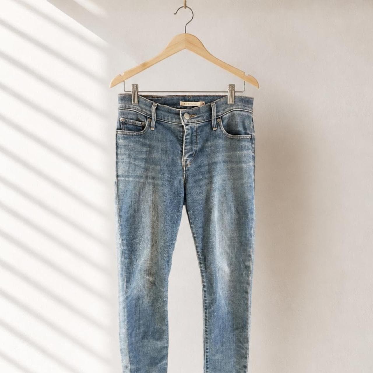 Levi's 311 Shaping Skinny Jeans — photo 2 of 5
