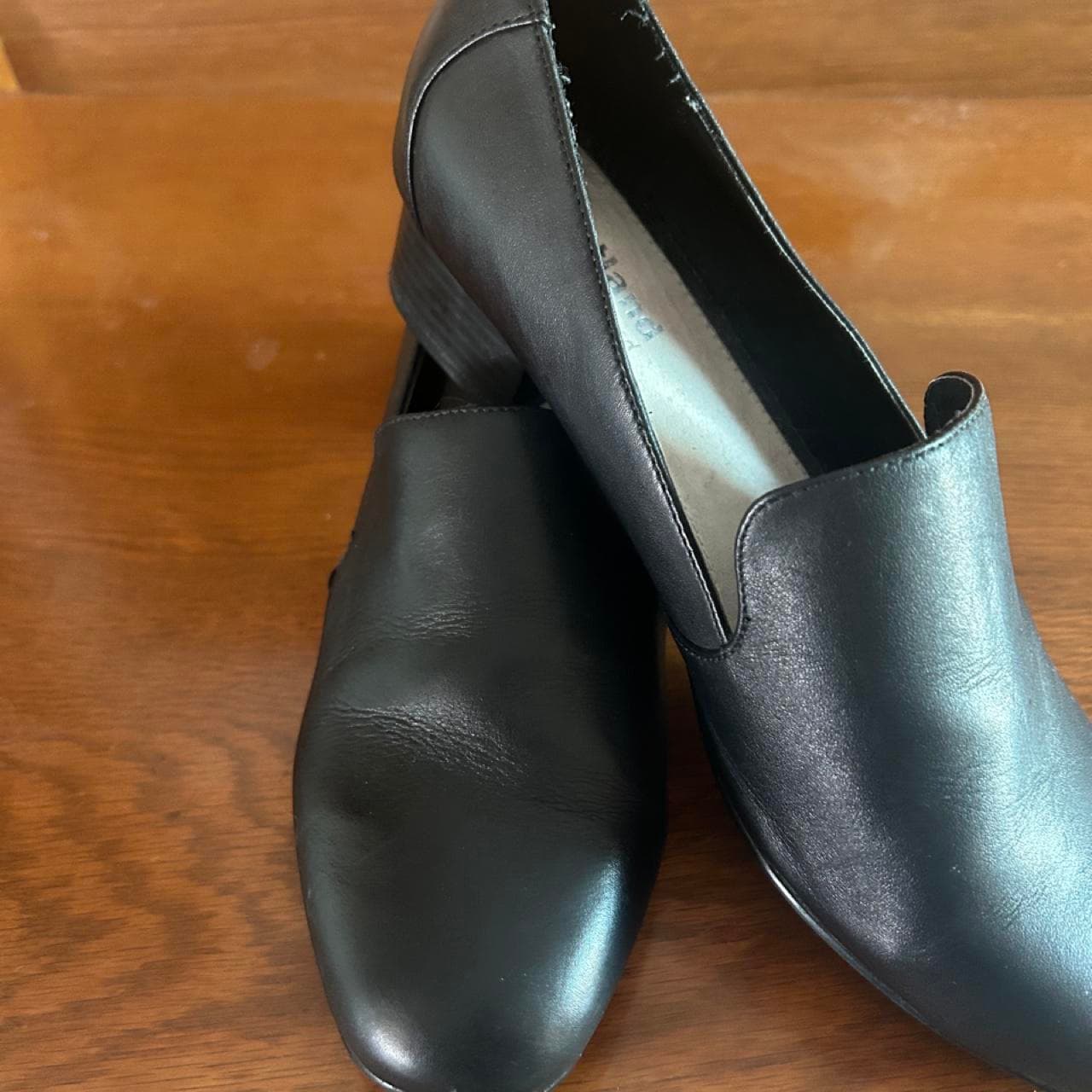 Portland Feel Good Black Leather Court Shoes — photo 2 of 4