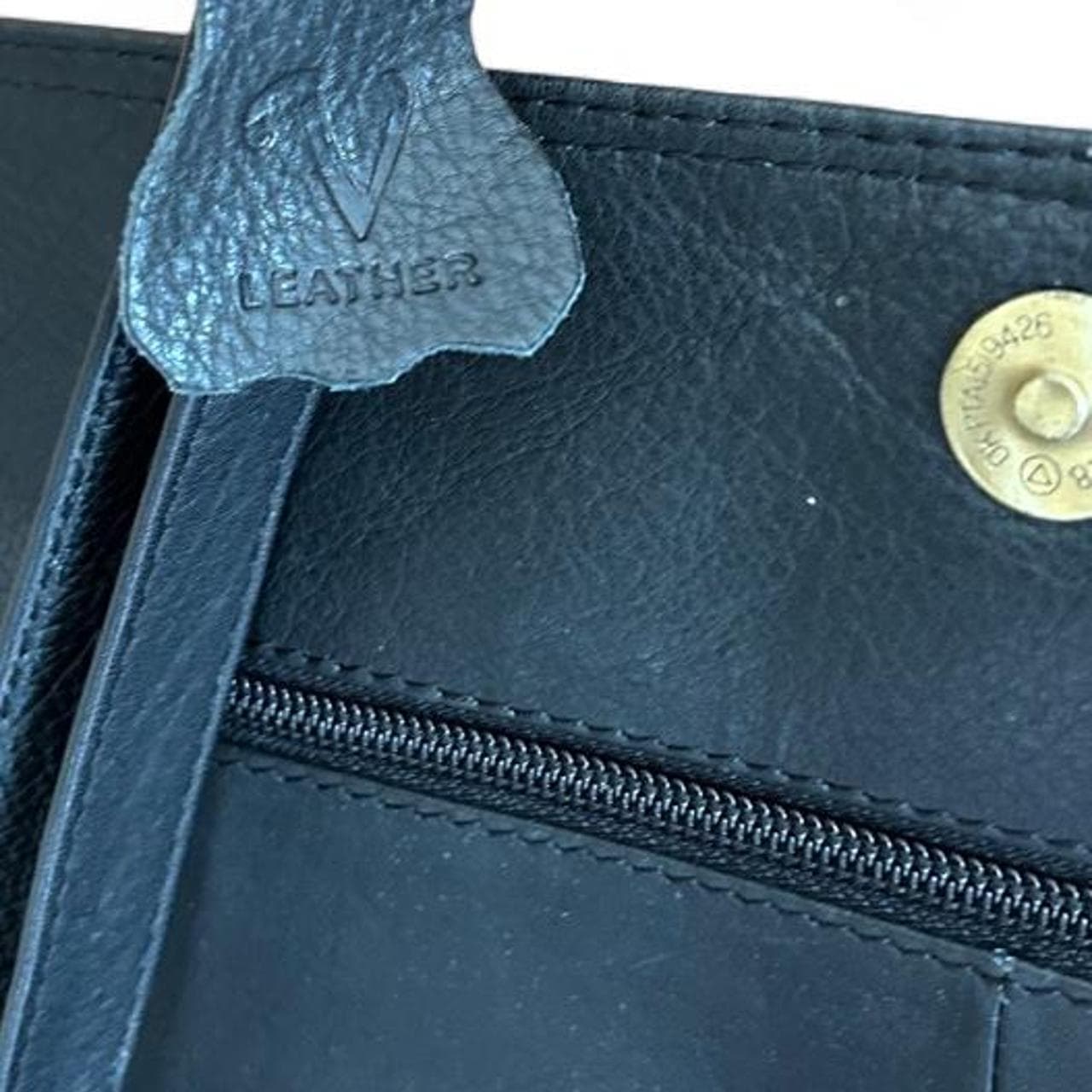 Valentine Genuine Leather Women's Crossbody Handbag — photo 5 of 5