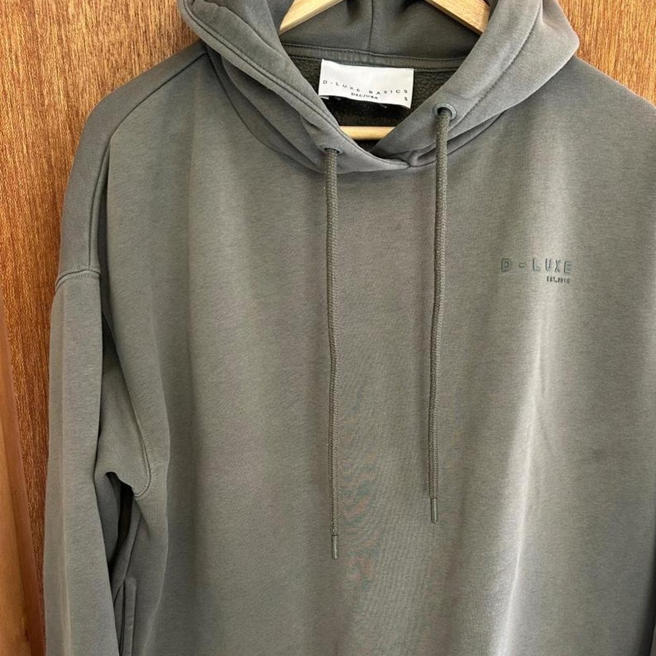 D-Luxe Basics By Decjuba Oversized Hoodie — photo 5 of 6