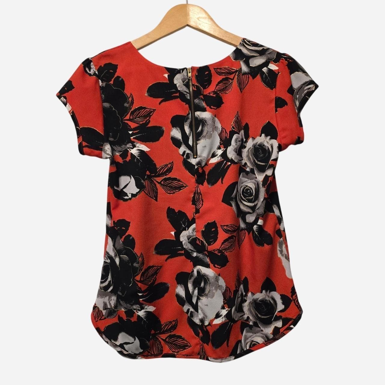 Wallis Petite Red And Black Floral Blouse โ photo 3 of 5