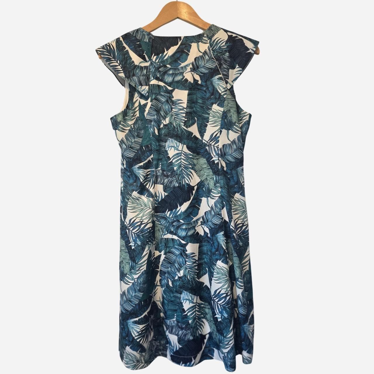 White House Black Market Tropical Print Ruffle Collar Dress — photo 3 of 5