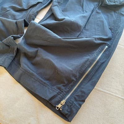 Cargo Pods Pants Black Relaxed Fit Size Small — photo 2 of 10