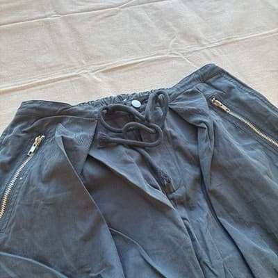 Cargo Pods Pants Black Relaxed Fit Size Small — photo 3 of 10