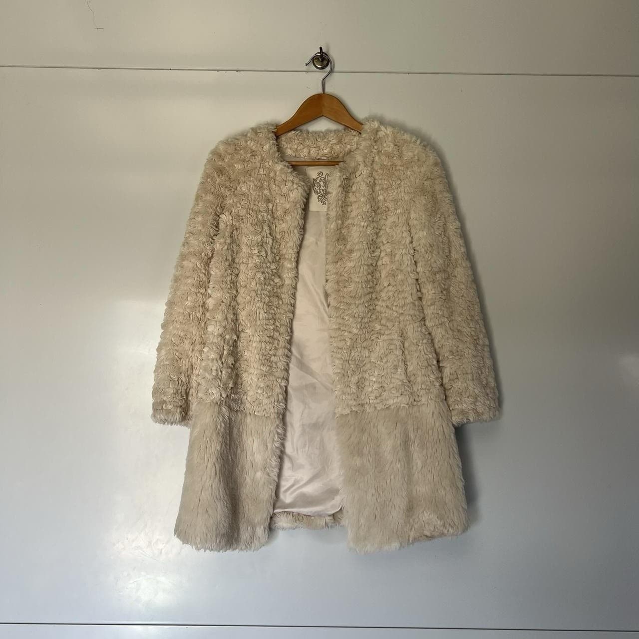 Forever New Cream Faux Fur Coat 6 Teddy Shag Patchwork Longline Winter Jacket — photo 3 of 8