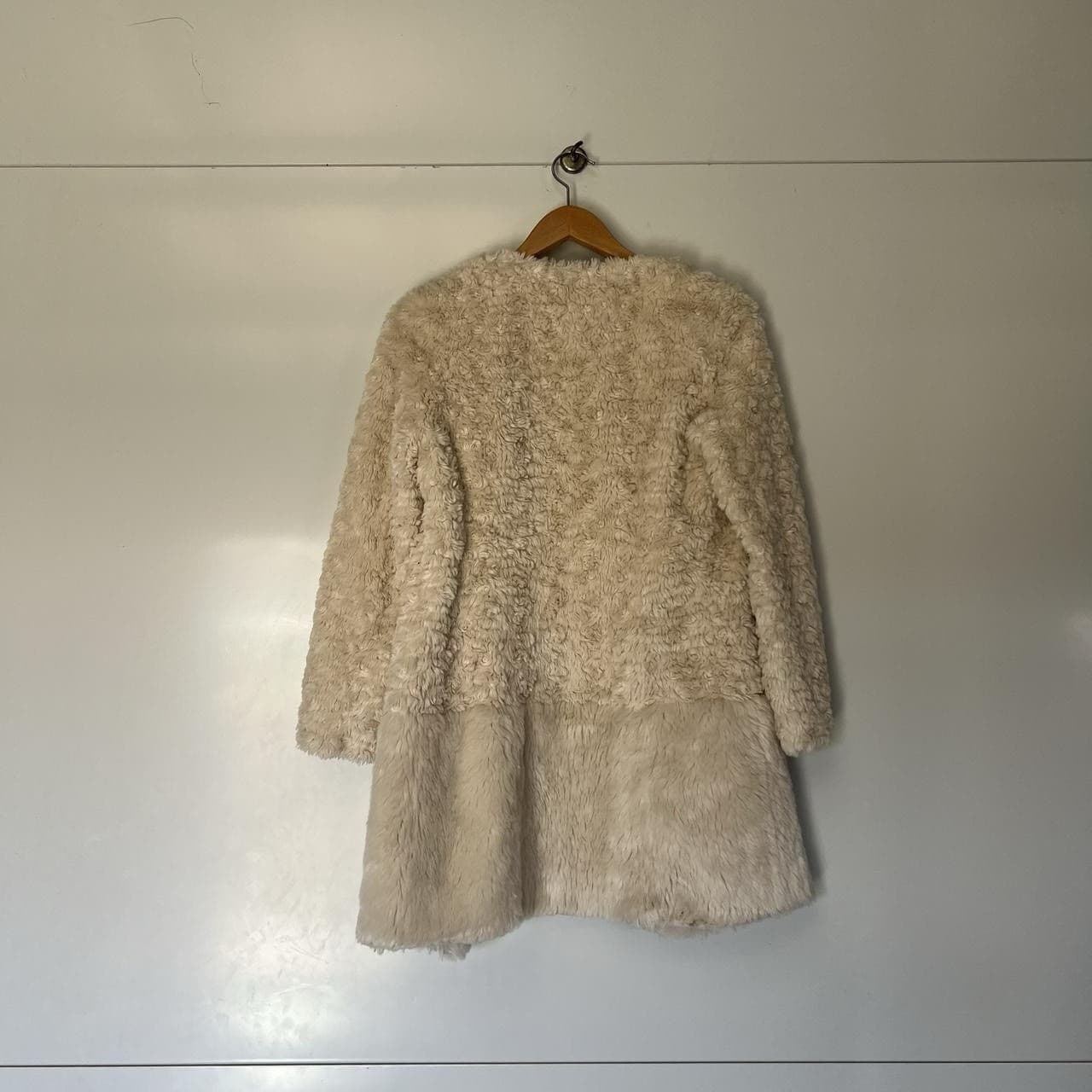 Forever New Cream Faux Fur Coat 6 Teddy Shag Patchwork Longline Winter Jacket — photo 4 of 8