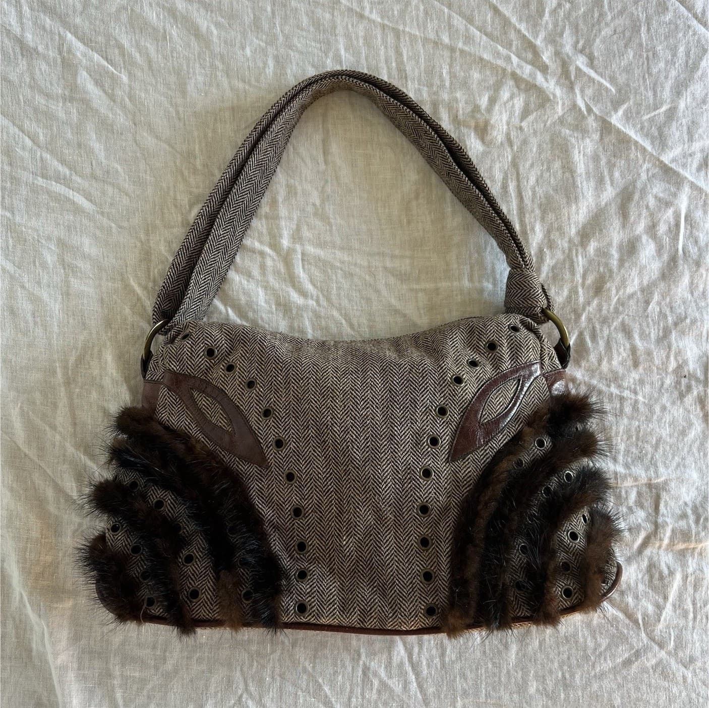 Vintage Y2K Tweed Faux Fur Shoulder Bag Brown Eyelet Grommet Handbag 2000s — photo 1 of 8