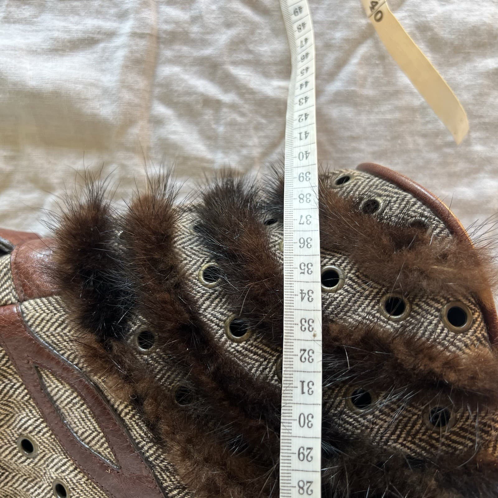 Vintage Y2K Tweed Faux Fur Shoulder Bag Brown Eyelet Grommet Handbag 2000s — photo 4 of 8