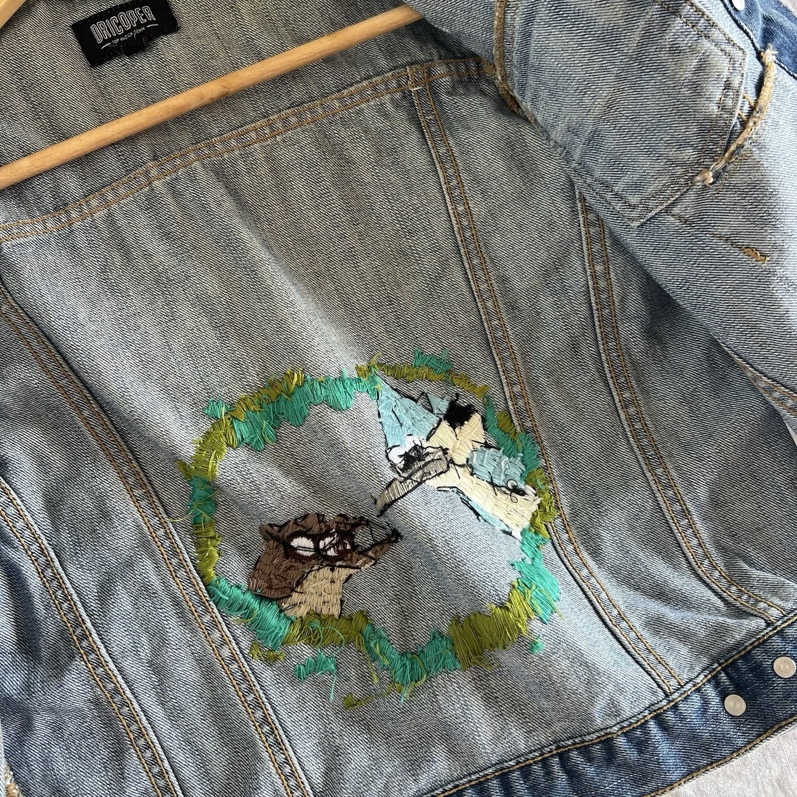 Dricoper Custom Hand Embroidered Regular Show Denim Jacket Blue Mordecai Rigby S — photo 7 of 11