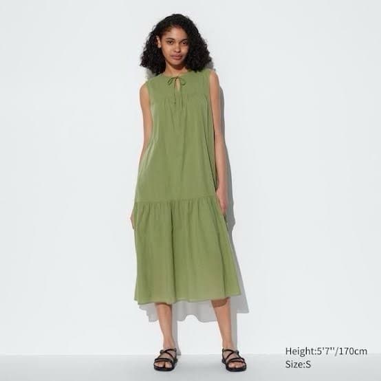 Uniqlo Olive Green Cotton Tiered Smock Midi Dress Sleeveless Keyhole Tie XS — photo 2 of 9