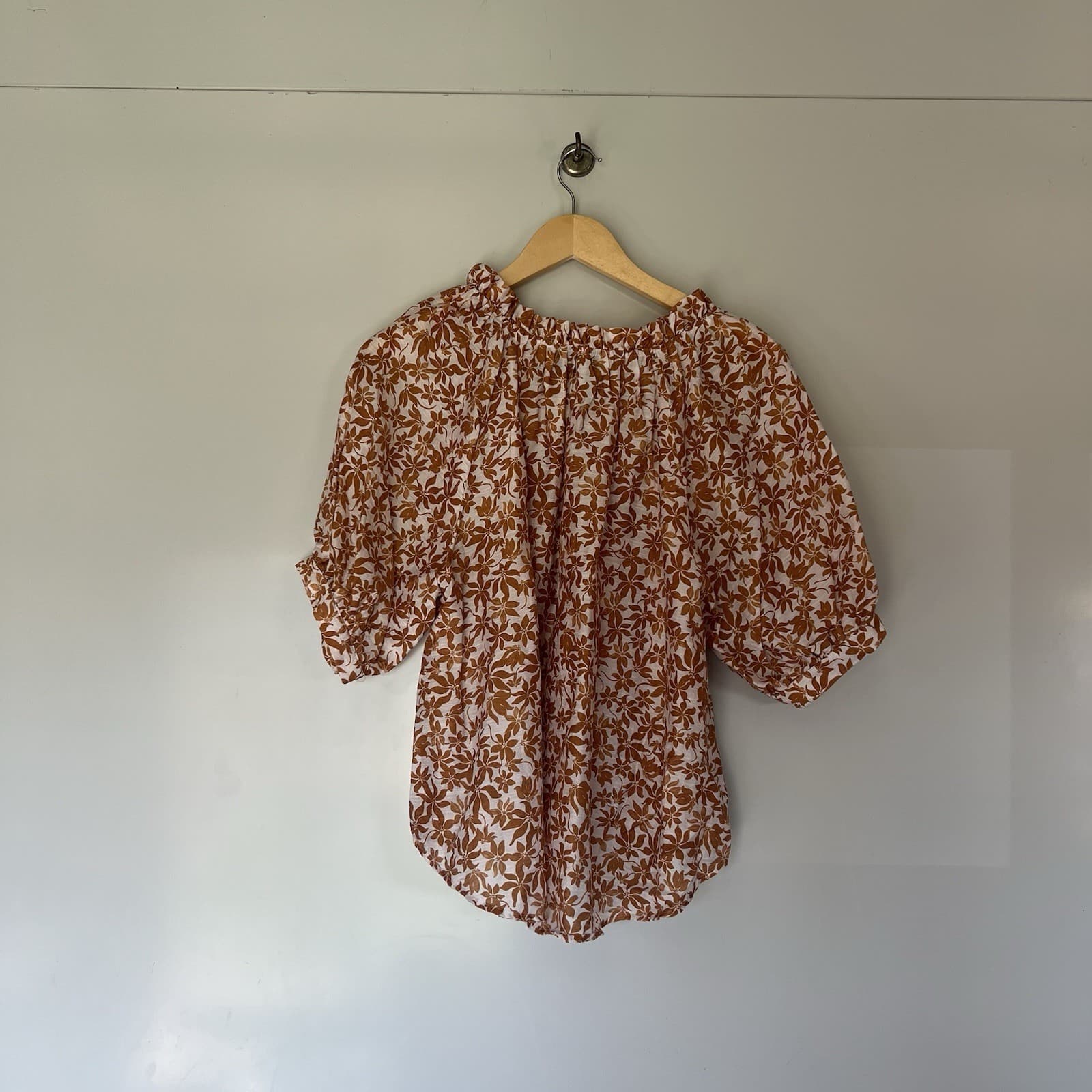 Esmaee La Sirene Floral Linen Blend Puff Sleeve Blouse Boho Cottagecore Prairie — photo 8 of 10