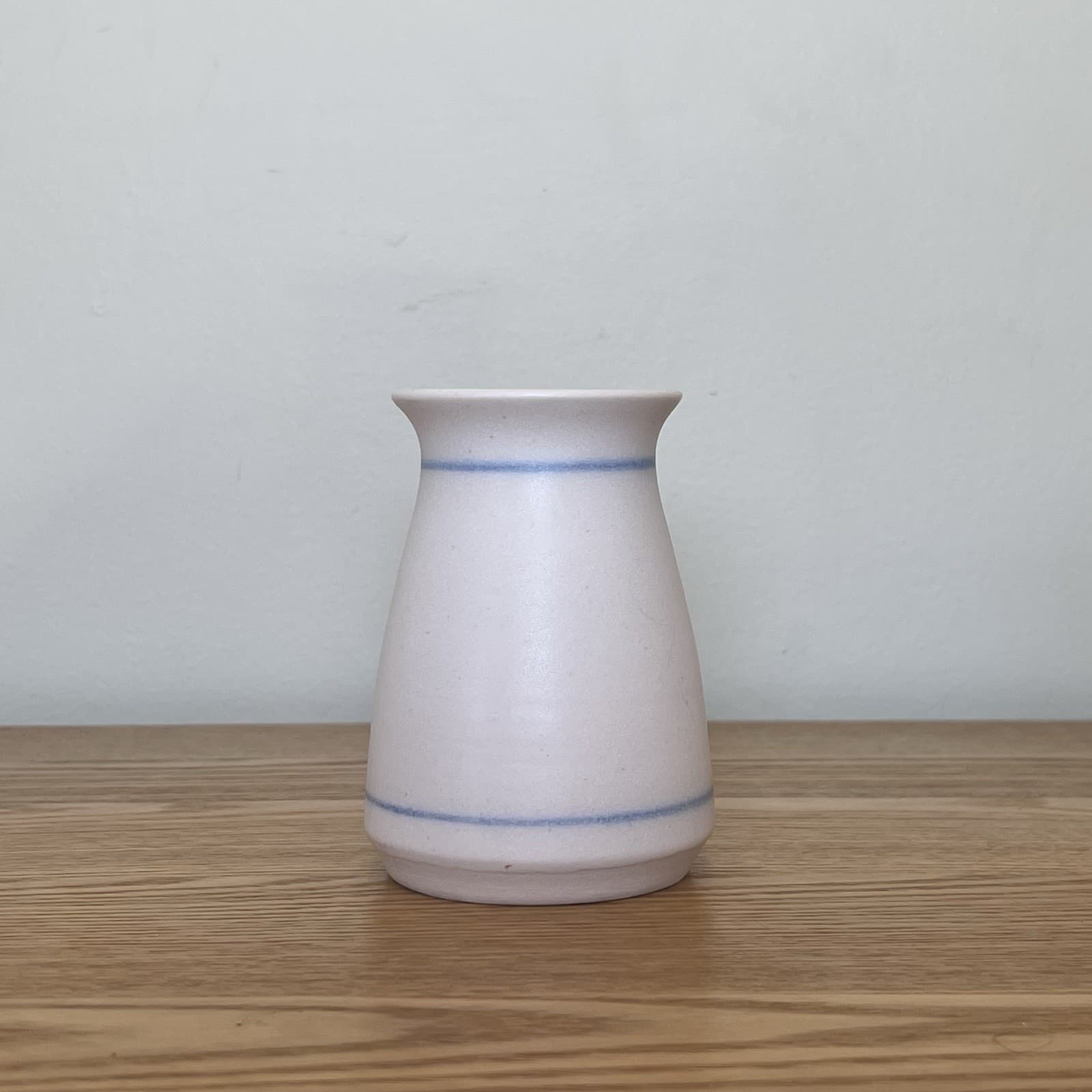 Vintage Deirdre Green Studio Pottery Vase Pink Floral Cottagecore Whimsy — photo 4 of 7