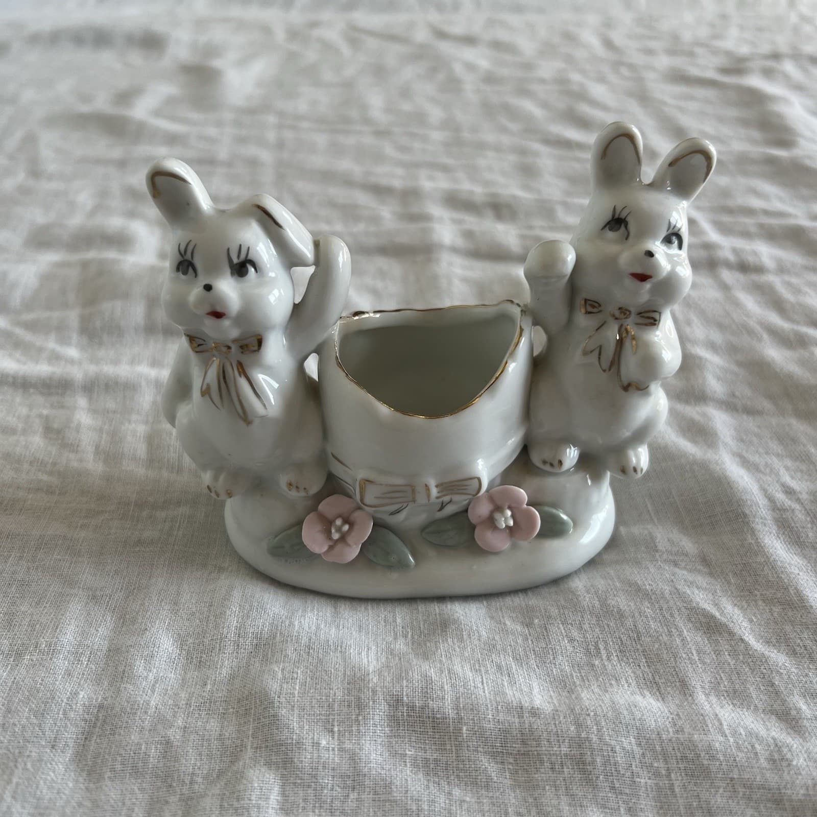 Vintage Ceramic Bunny Rabbit Egg Holder Coquette Cottagecore Kitsch Planter — photo 2 of 10