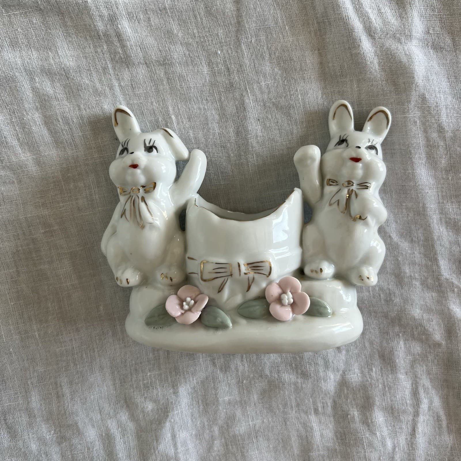 Vintage Ceramic Bunny Rabbit Egg Holder Coquette Cottagecore Kitsch Planter — photo 9 of 10