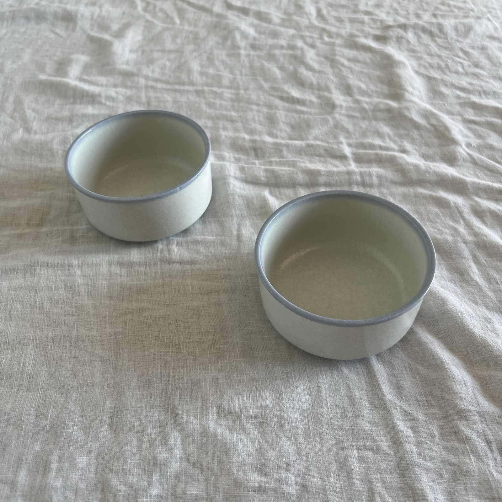 Vintage Stoneware Small Side Bowls Set 2 Radish Turnip Dip Bowls Cottagecore — photo 7 of 8
