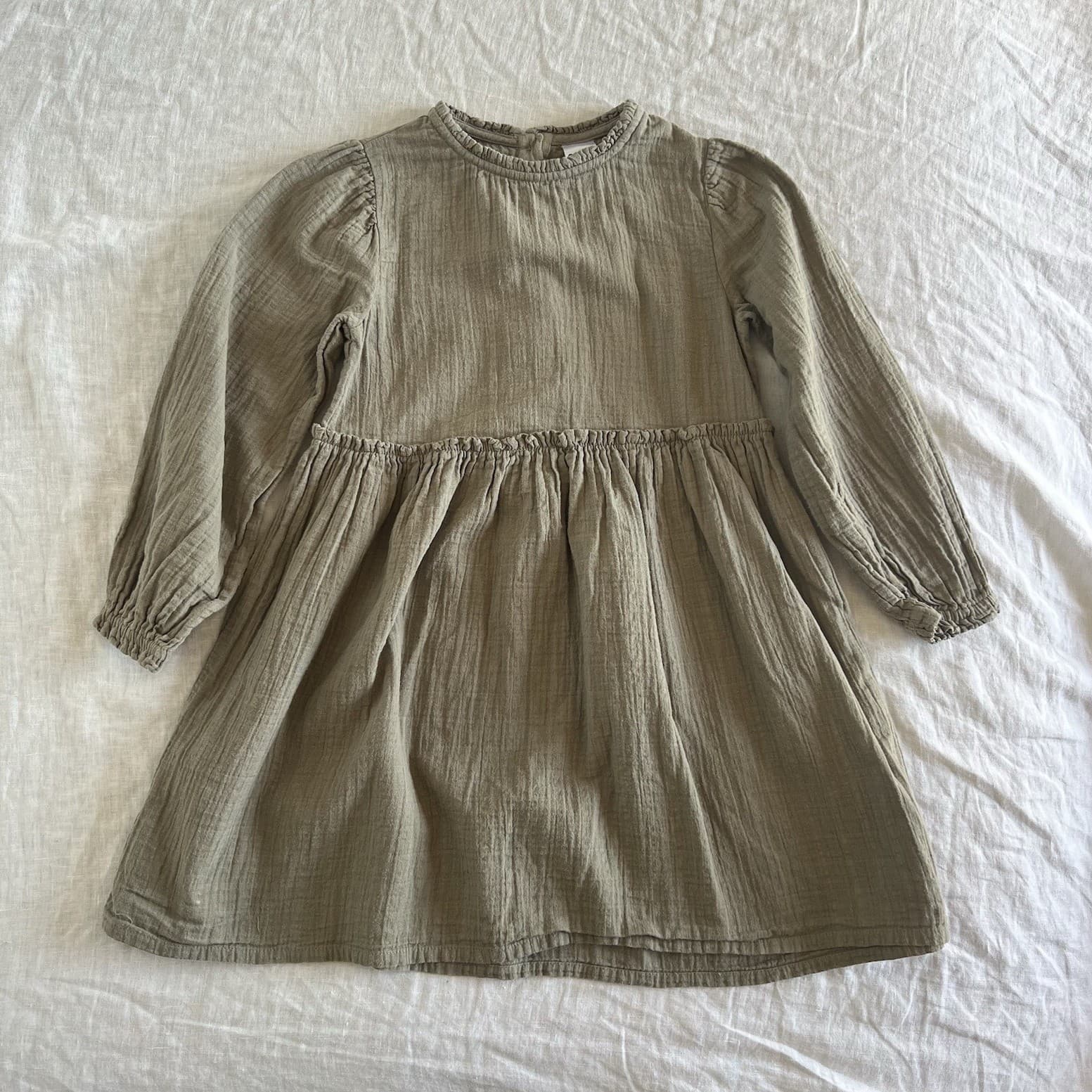 Girls Khaki Olive Green Crinkle Cotton Long Sleeve Dress Size 6 7 8 Cottagecore — photo 1 of 6