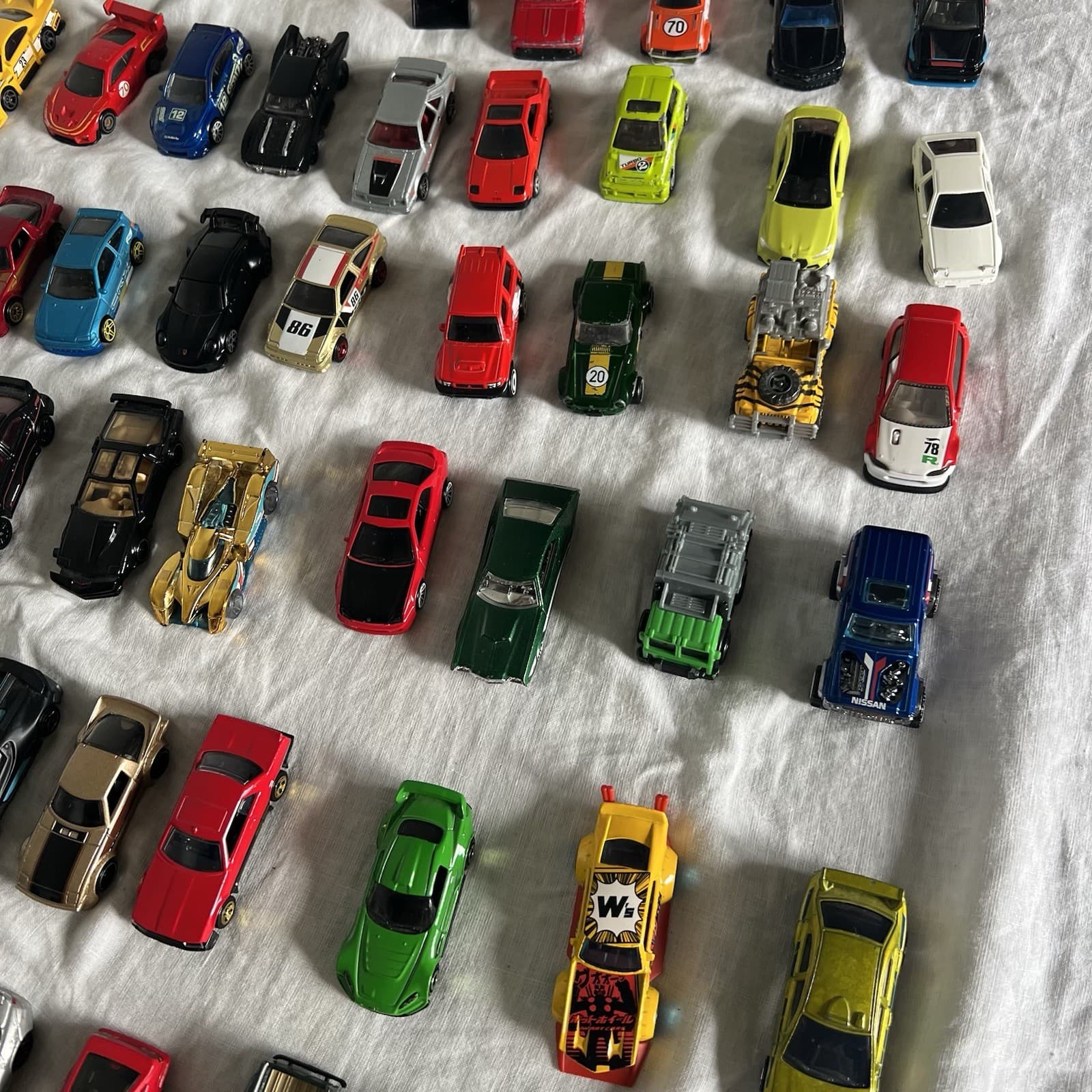 Bulk Lot 60+ Diecast Cars Matchbox Hot Wheels 2000s 2010s Collected Job Lot — photo 5 of 11