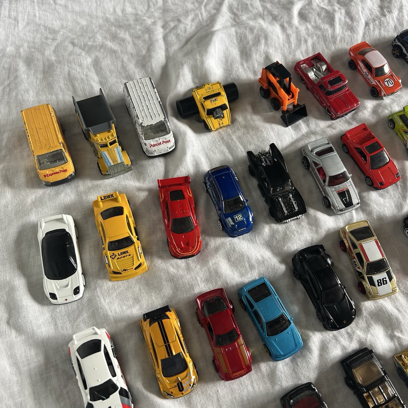 Bulk Lot 60+ Diecast Cars Matchbox Hot Wheels 2000s 2010s Collected Job Lot — photo 8 of 11