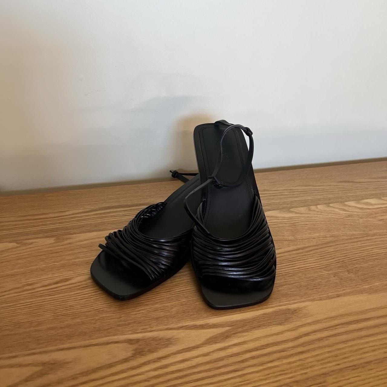 COS Black Kitten Heel Sandals 39 8 Strappy Square Toe Y2K Minimalist Chic — photo 1 of 7