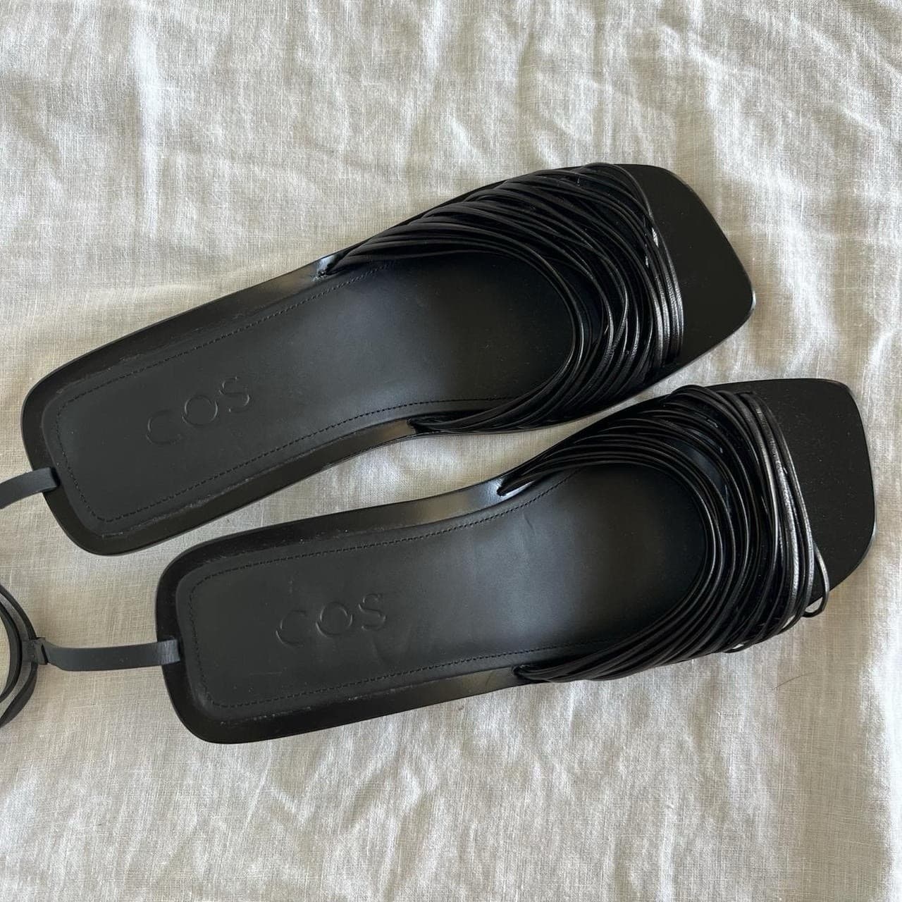 COS Black Kitten Heel Sandals 39 8 Strappy Square Toe Y2K Minimalist Chic — photo 4 of 7
