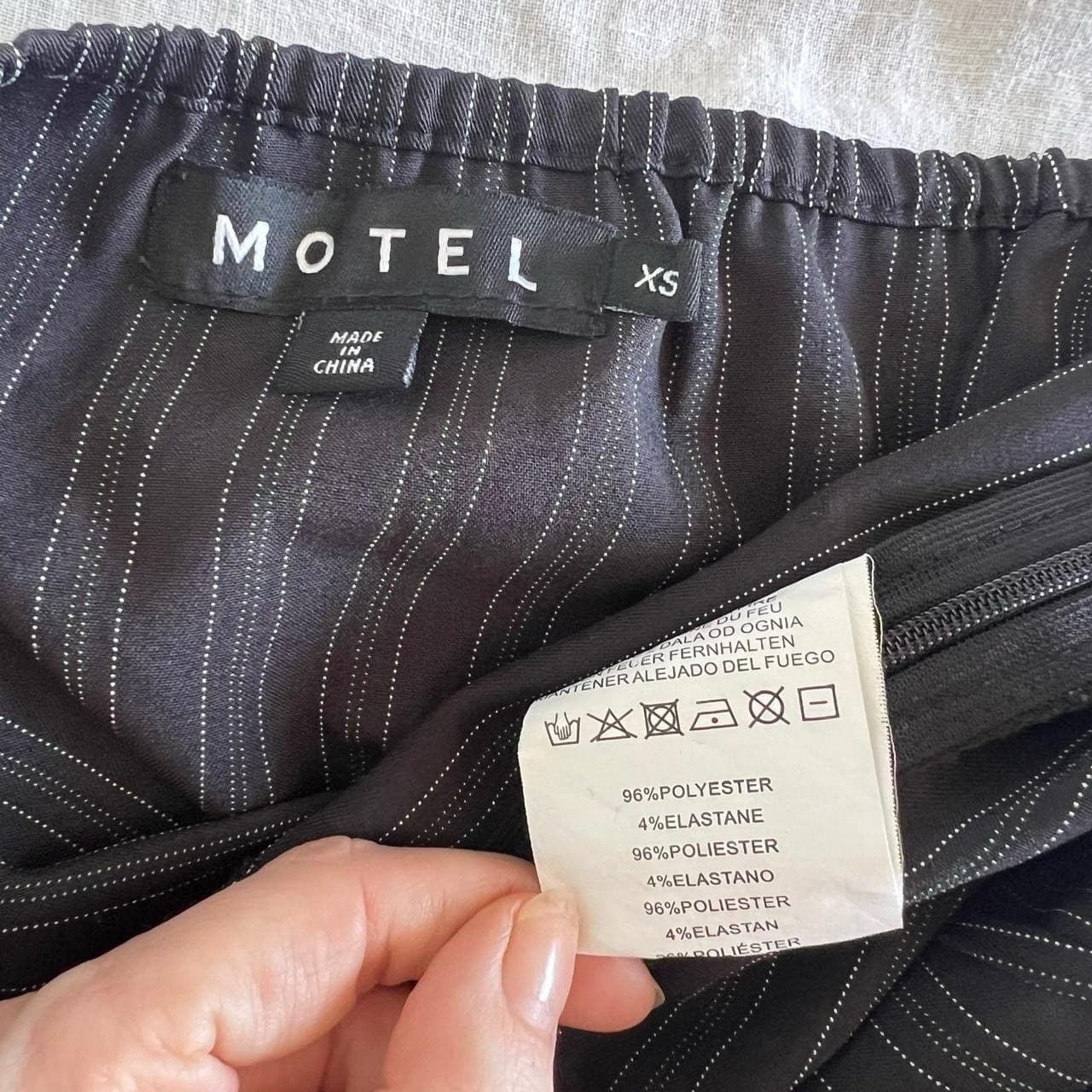 Motel Rocks Pinstripe Halter Top XS Black Green Y2K Indie Sleaze Office Siren — photo 5 of 8