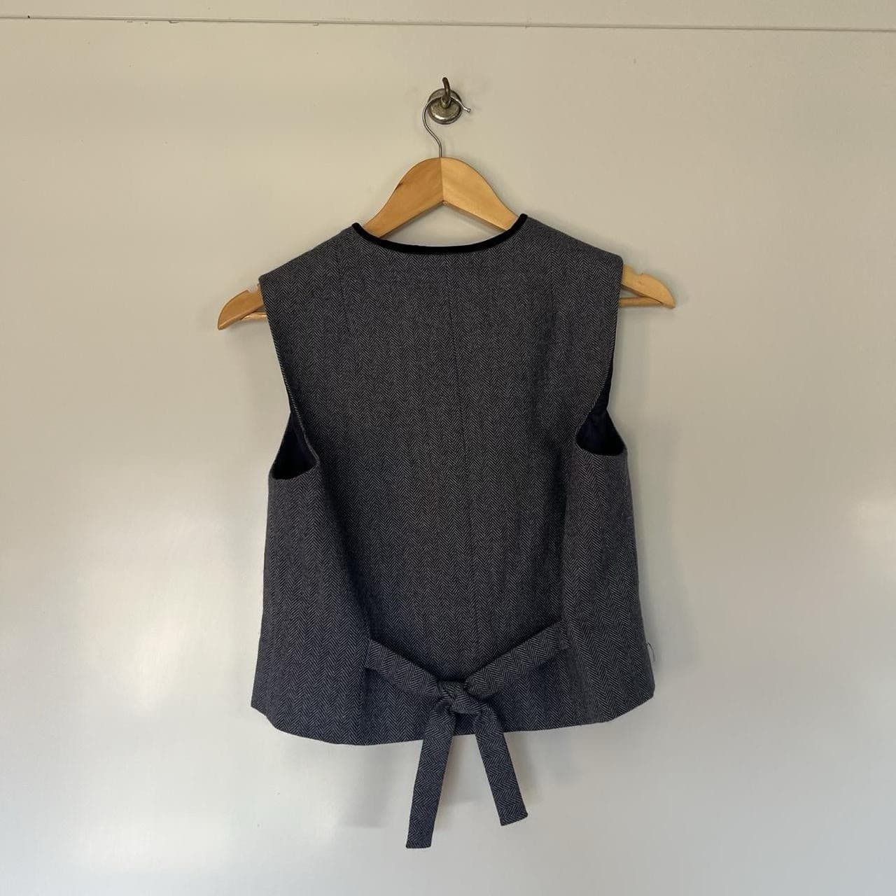 Vintage ORIGINAL LANZ Salzburg Wool Vest 40 S Grey Herringbone Velvet Folk — photo 5 of 8