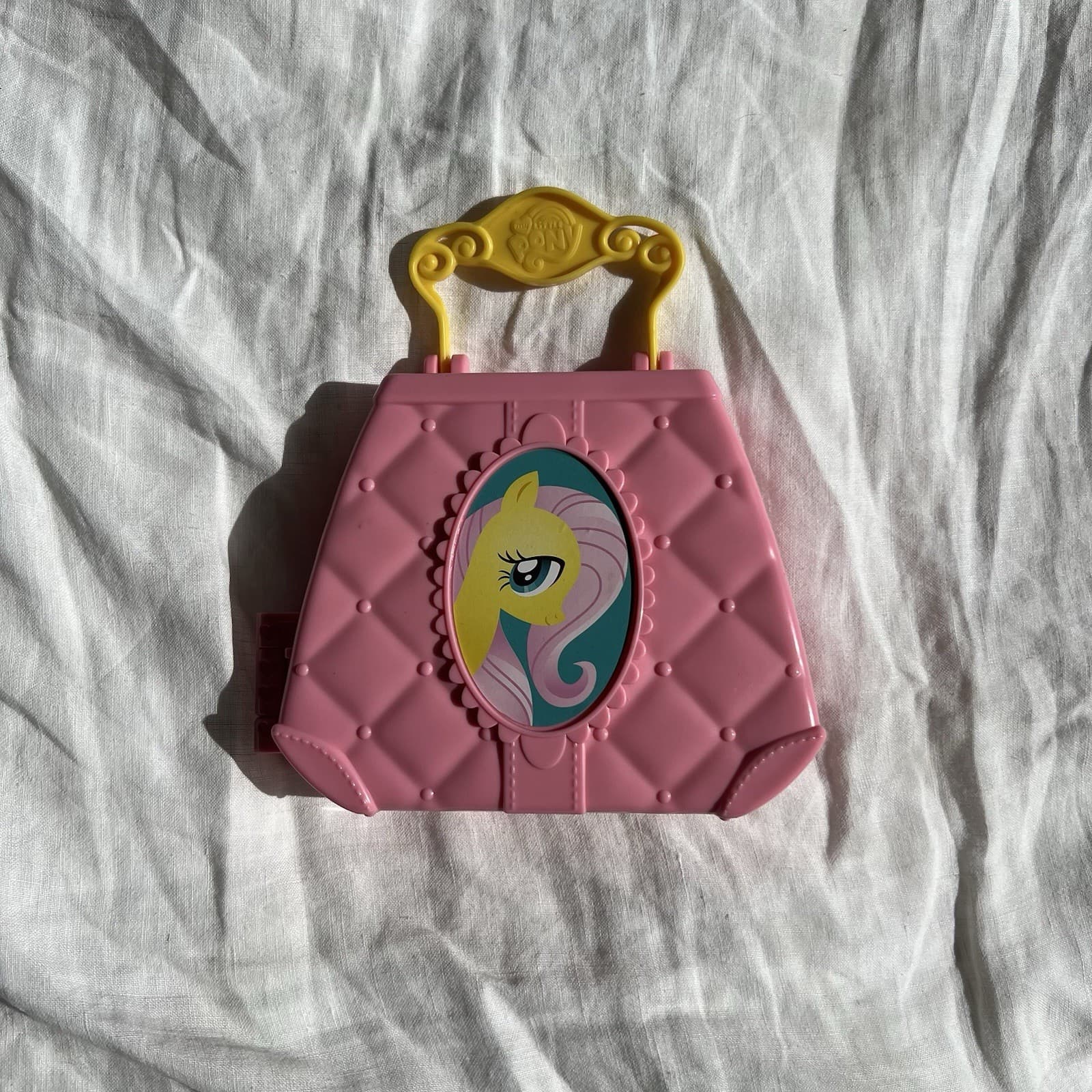 My Little Pony Fluttershy Playset House Handbag Carry Case 2017 Hasbro Kawaii — photo 1 of 6